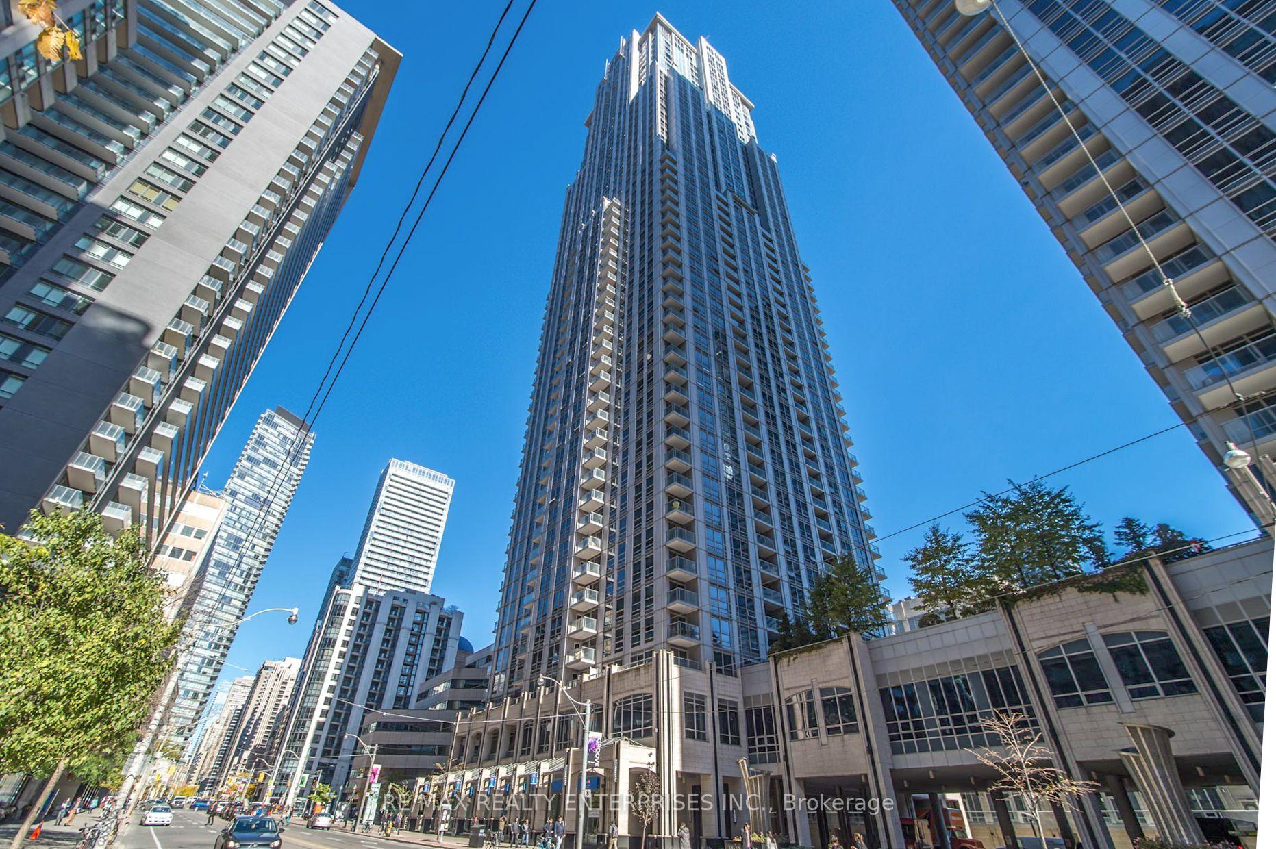 2 Bedrooms Condo at 763 Bay, Toronto For sale