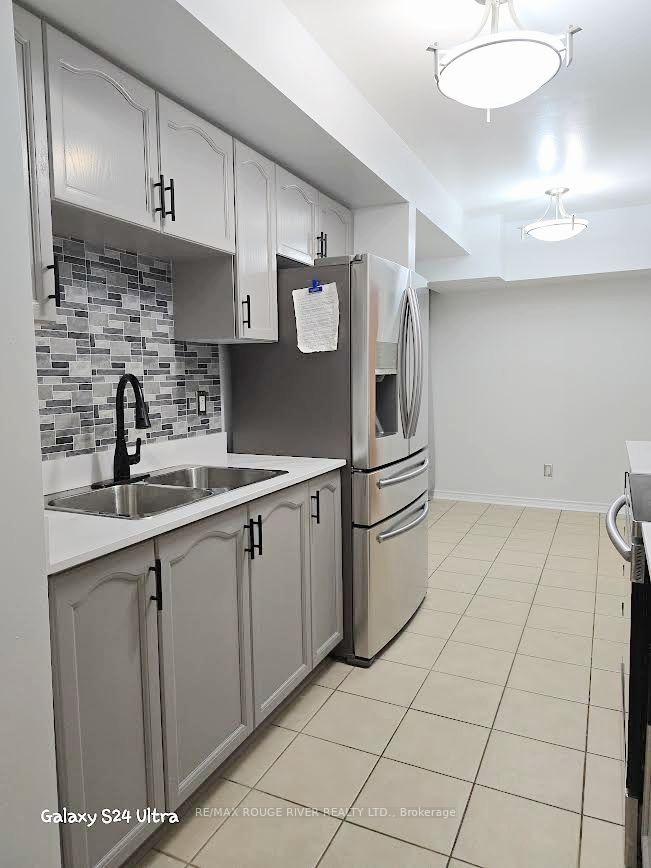 3 Bedrooms Condo at 70 Sidney Belsey, Toronto For sale