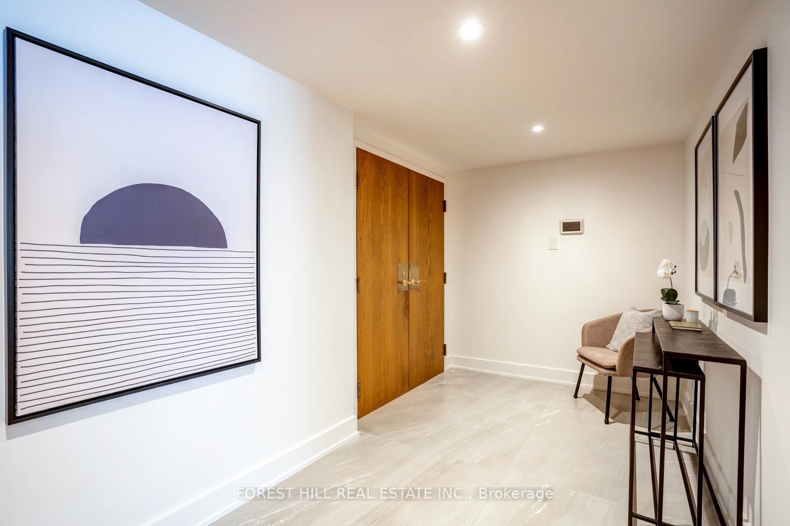 2 Bedrooms Condo at 1166 Bay, Toronto For sale