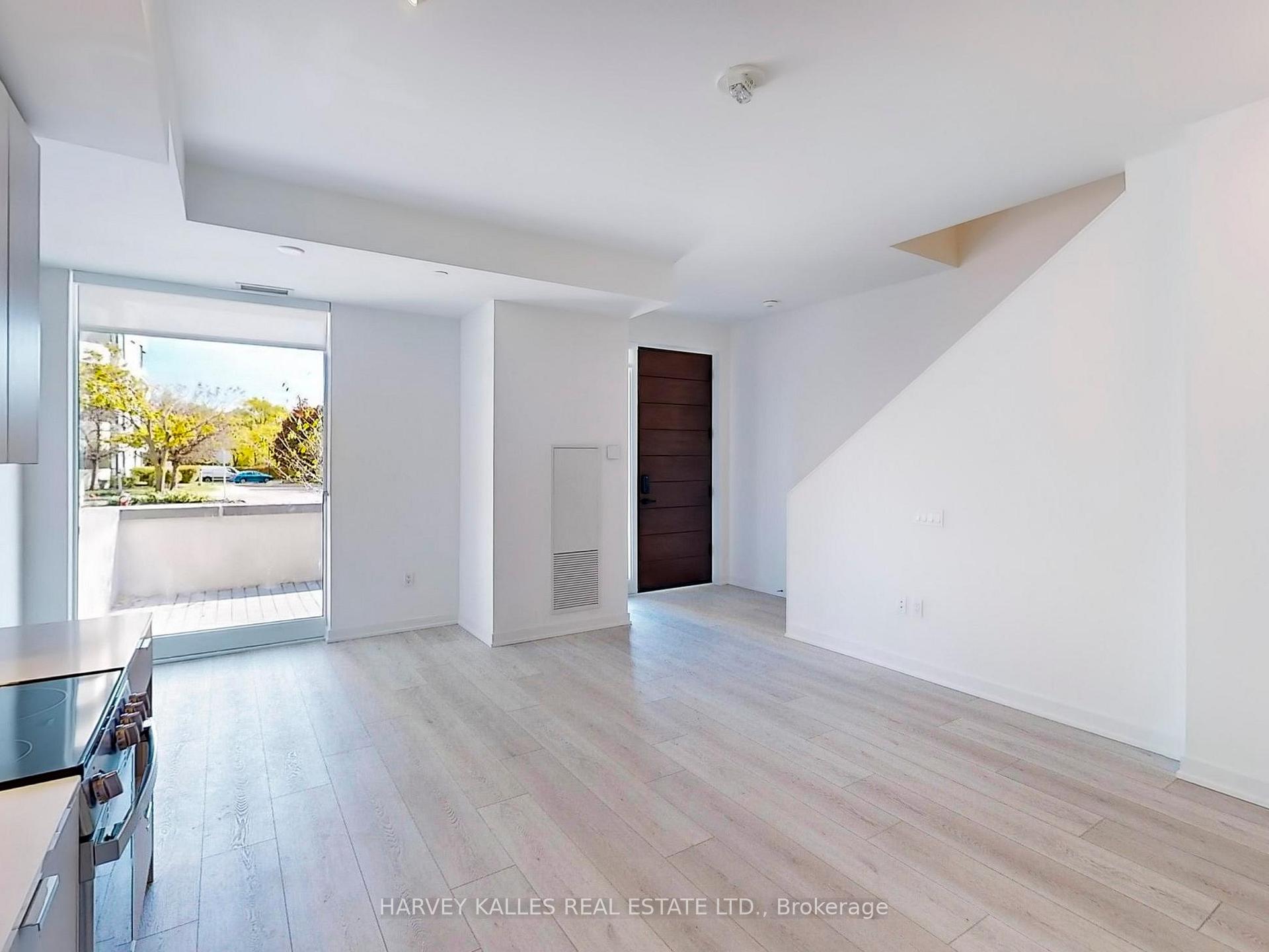 3883 Quartz Road 118