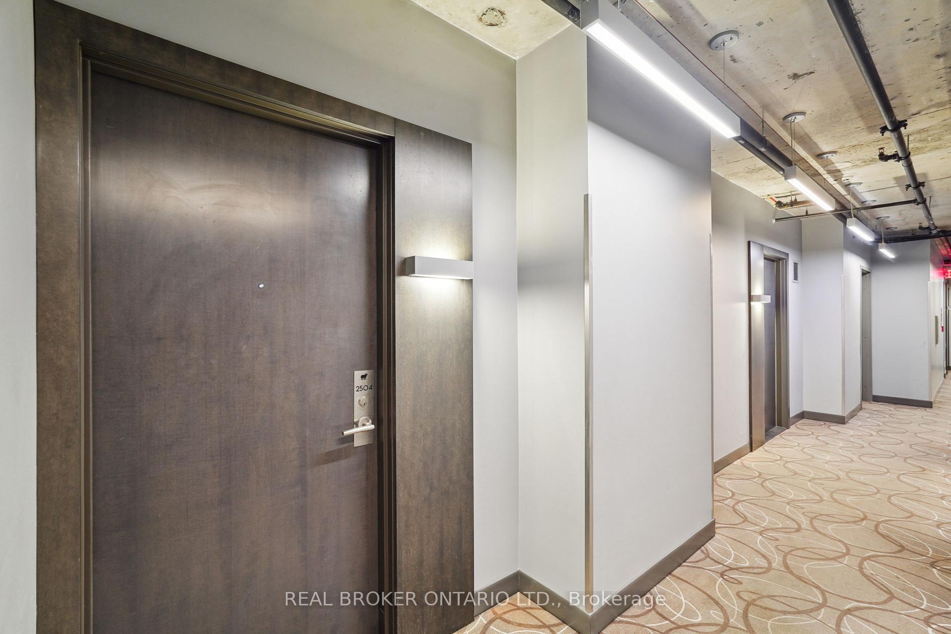 1 Bedroom Condo at 11 Charlotte,  Toronto For sale