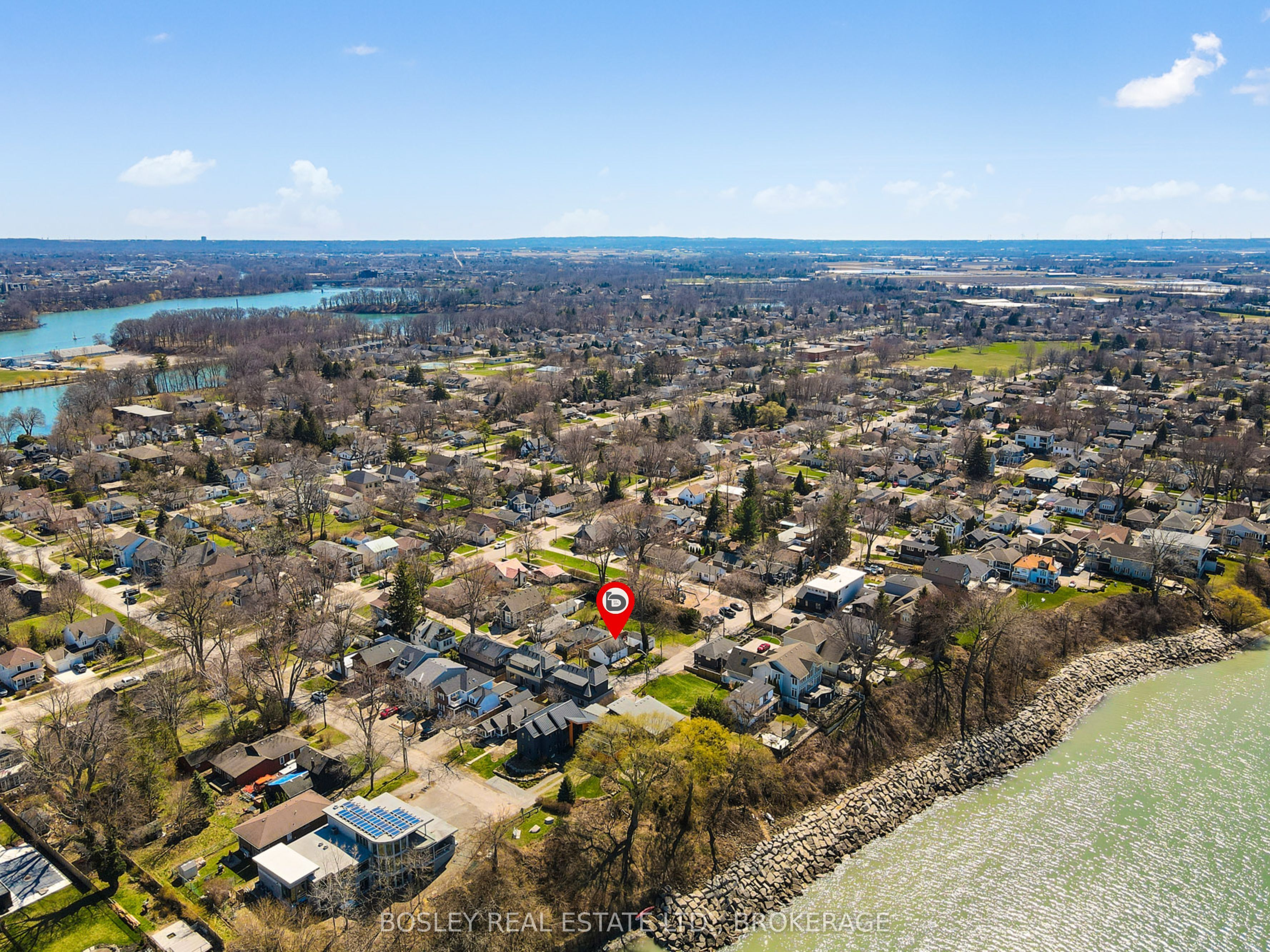 9 Paxton Avenue, St. Catharines, ON L2N 5H7