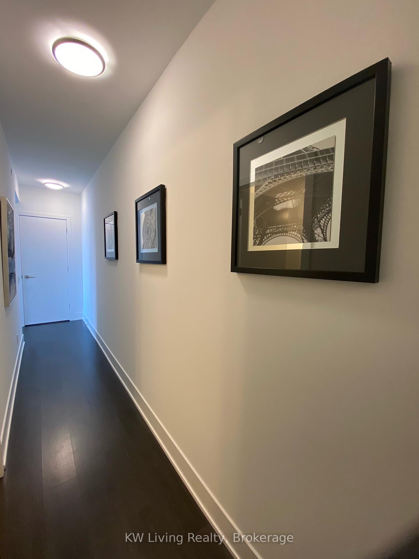 2 Bedrooms Condo at 403 Church, Toronto For sale