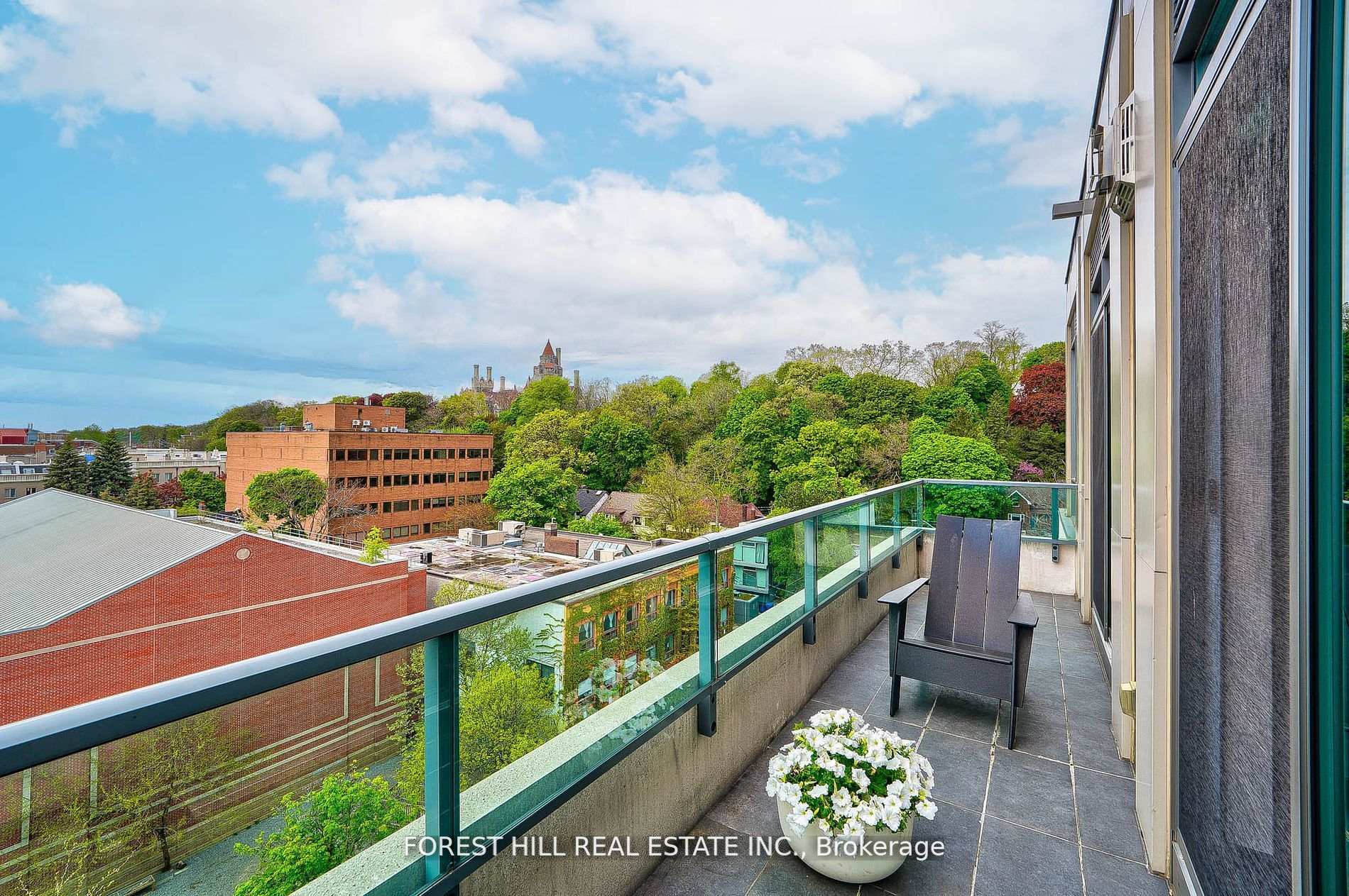 3 Bedrooms Condo at 377 Madison, Toronto For sale
