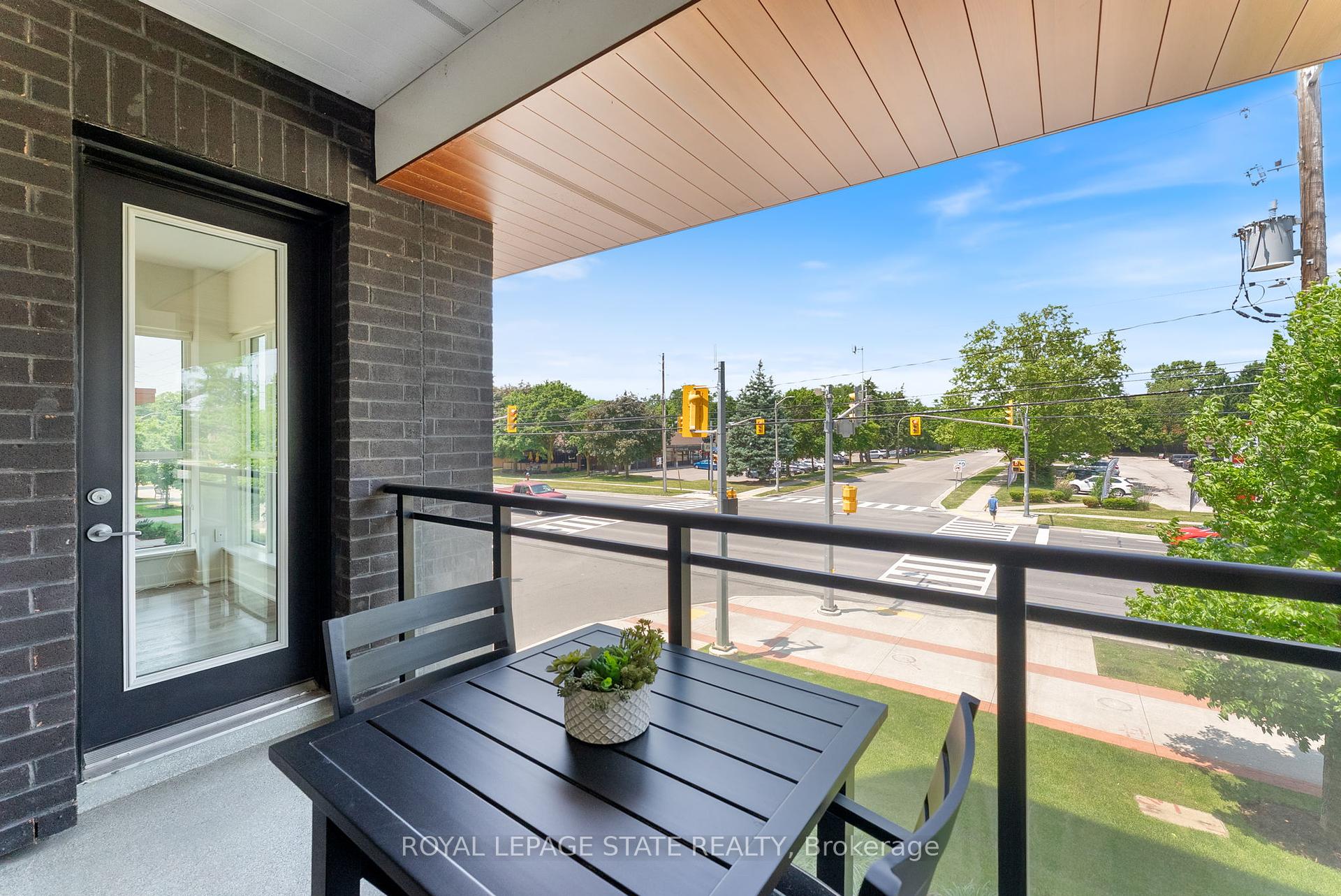 1 Bedroom Condo at 340 Plains, Burlington For sale