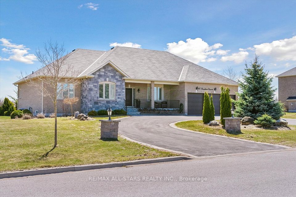 66 Stonesthrow Crescent, Uxbridge, ON L0C 1A0