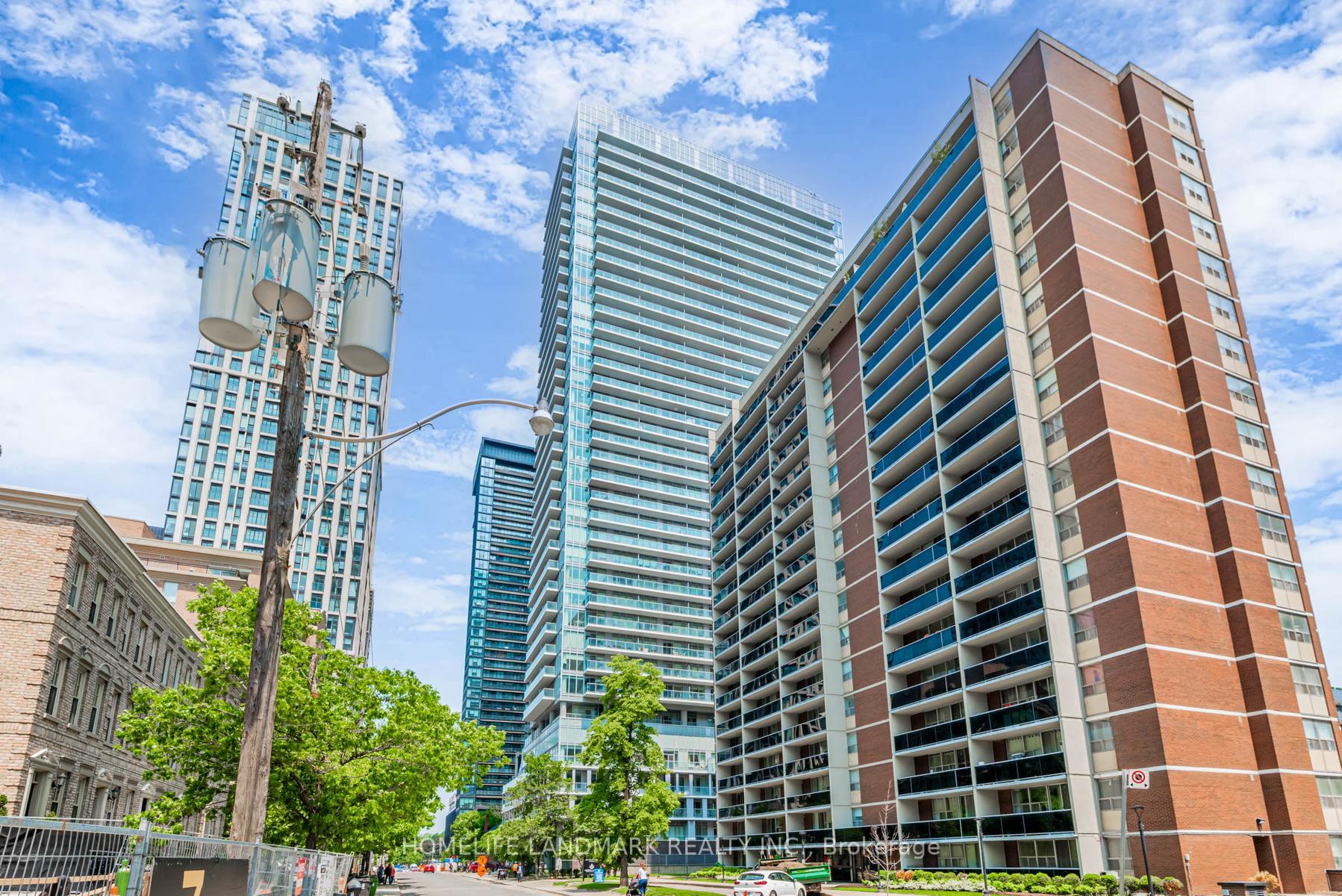 2 Bedrooms Condo at 195 Redpath, Toronto For sale