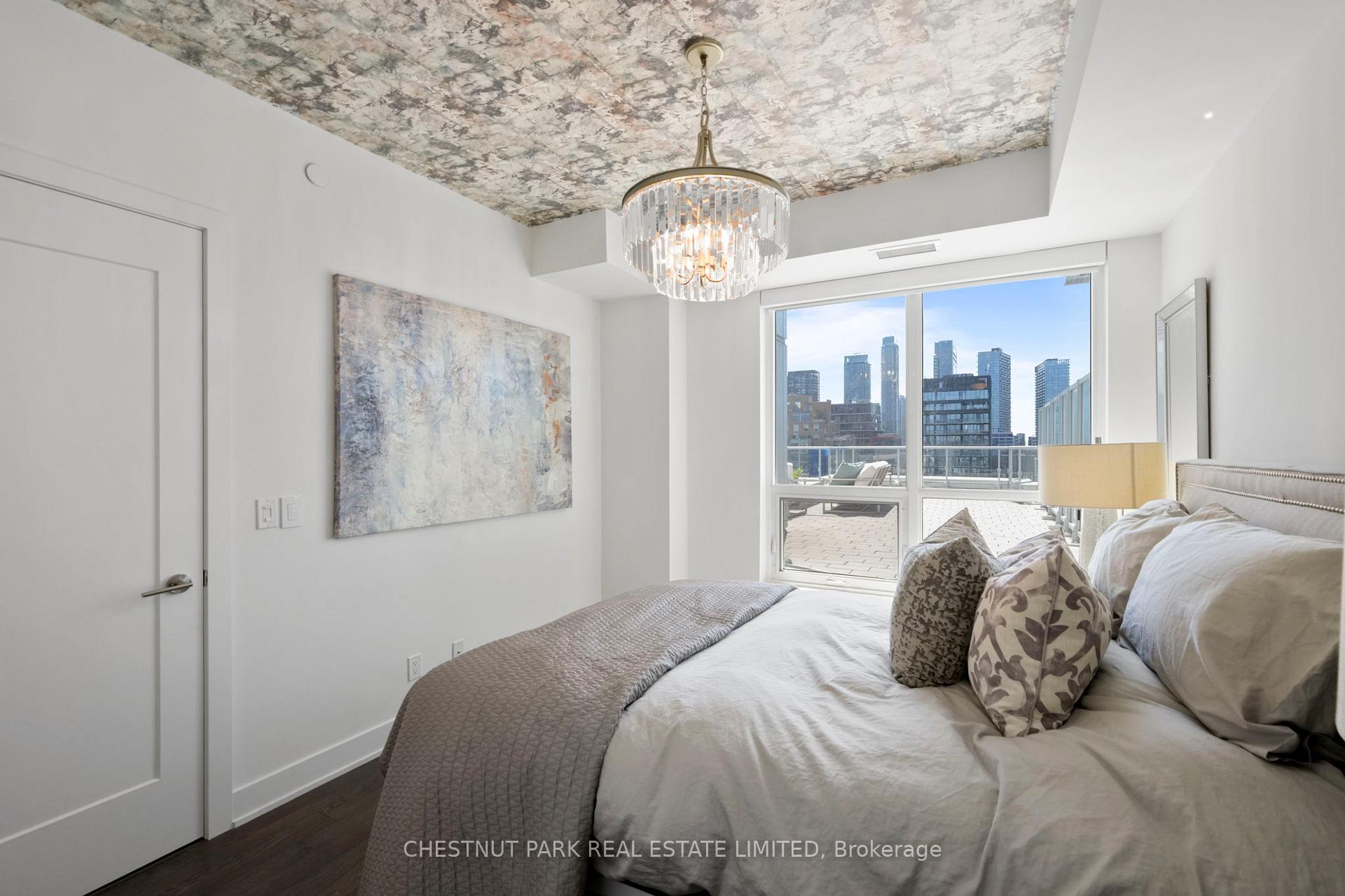 3 Bedrooms Condo at 38 Cameron, Toronto For sale