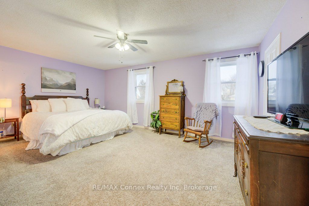 59 Rosebud Avenue
