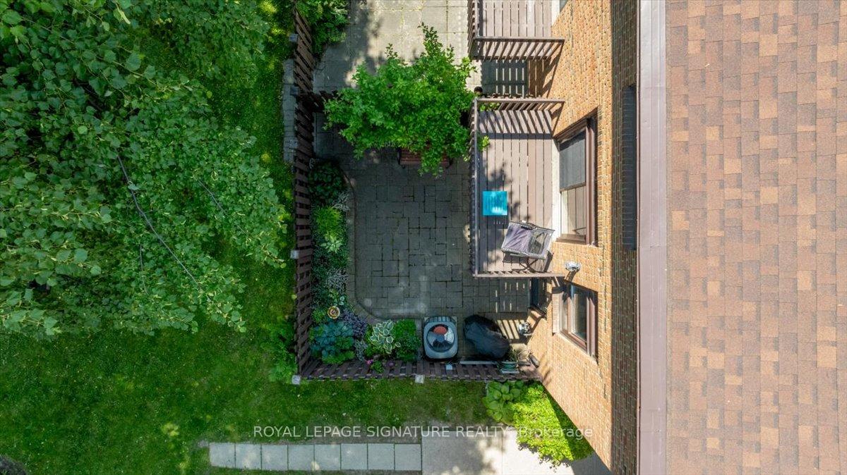 3 Bedrooms Condo at 86 Wagon Trailway, Toronto For sale