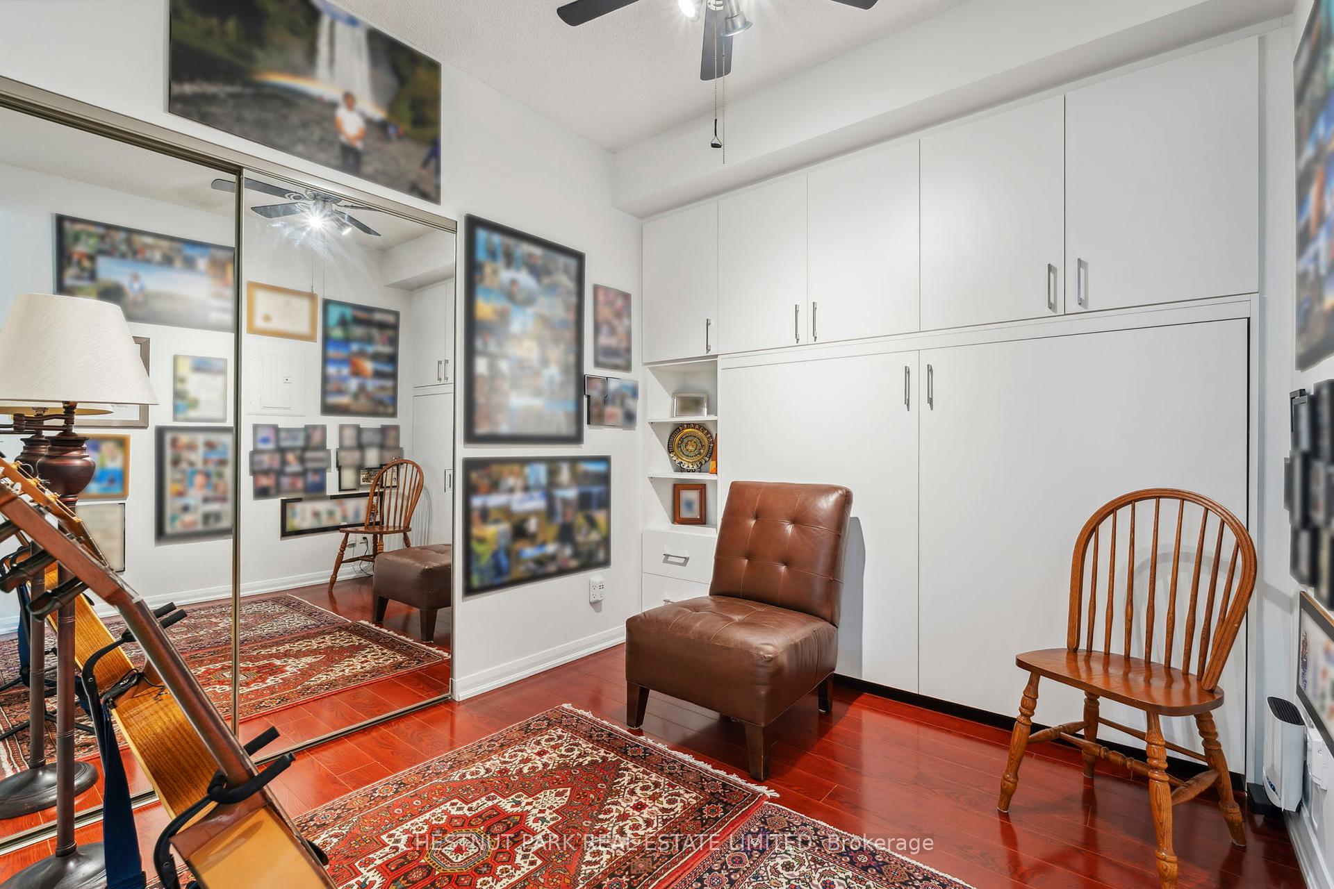 3 Bedrooms Condo at 11 Soho, Toronto For sale