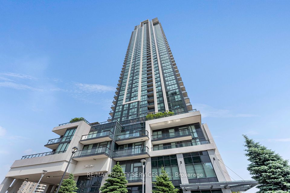 3975 Grand Park