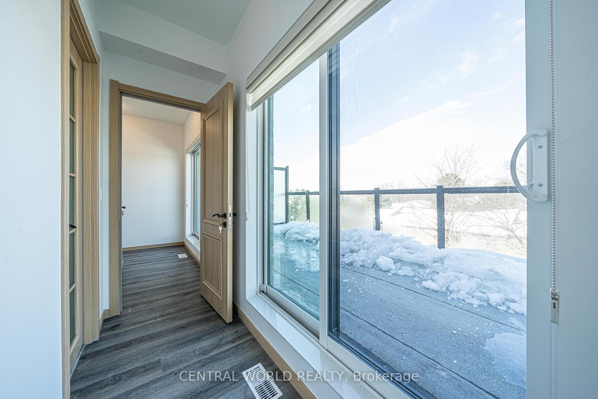 2 Bedrooms Condo at 50 Morecambe, Toronto For sale
