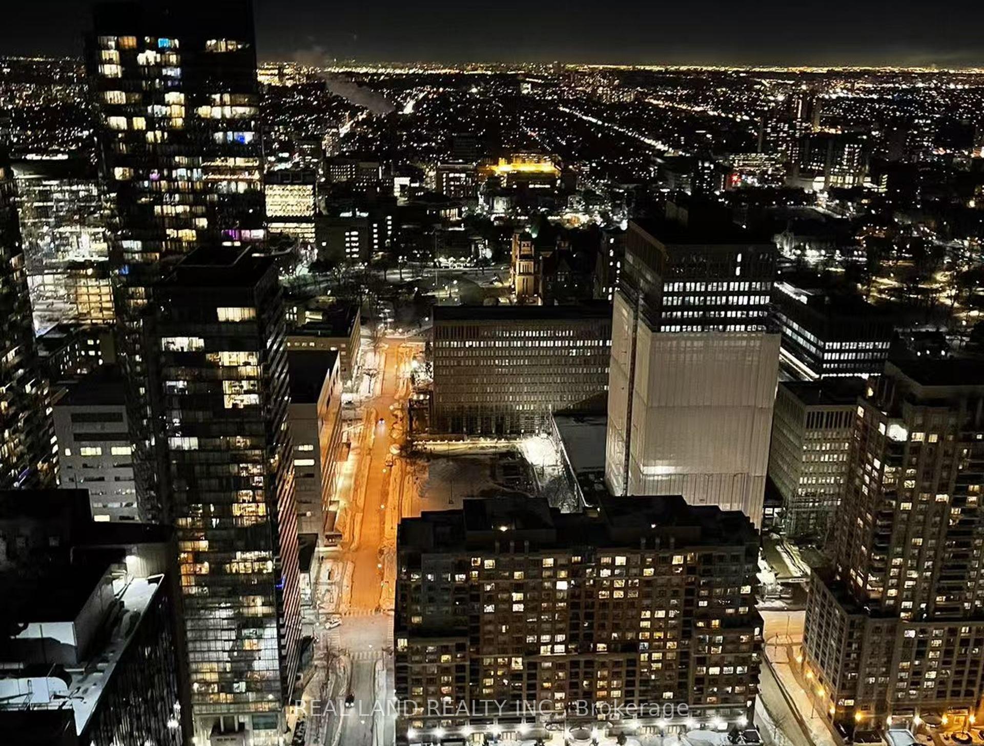 2 Bedrooms Condo at 501 Yonge, Toronto For sale