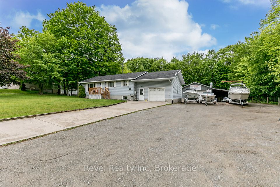 1710 GOLF LINK