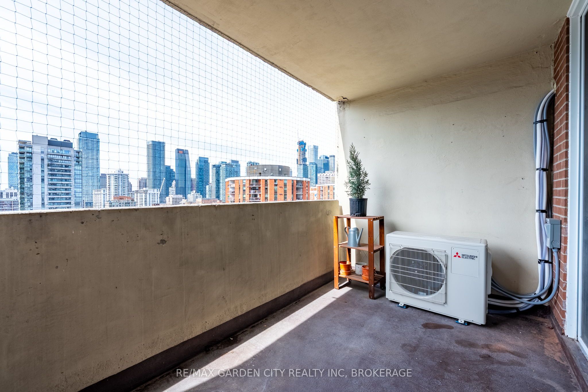 40 Homewood Avenue, #1903