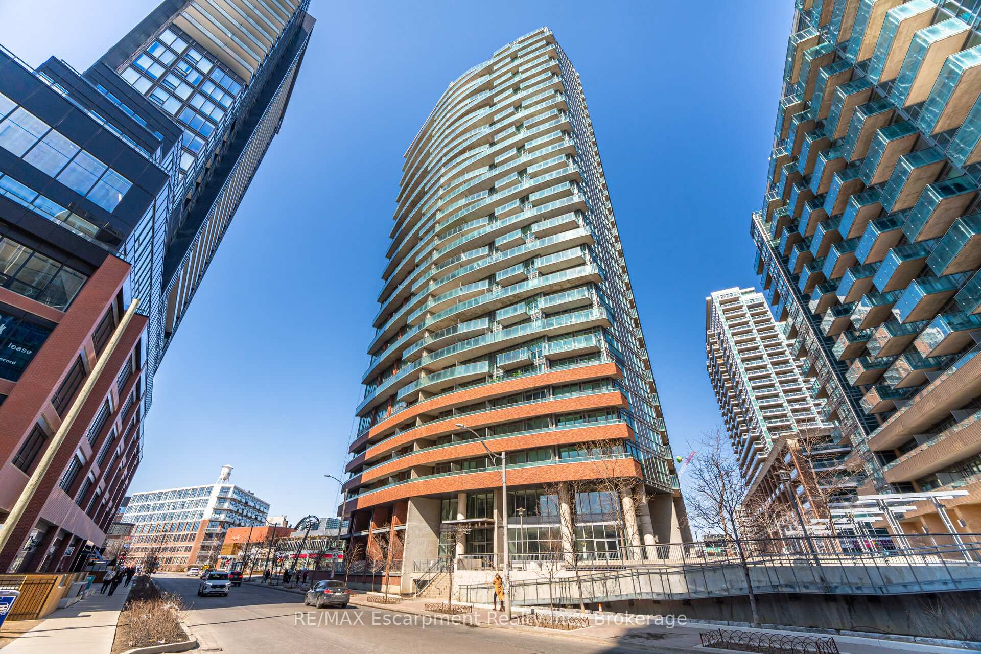 2 Bedrooms Condo at 150 East Liberty, Toronto For sale
