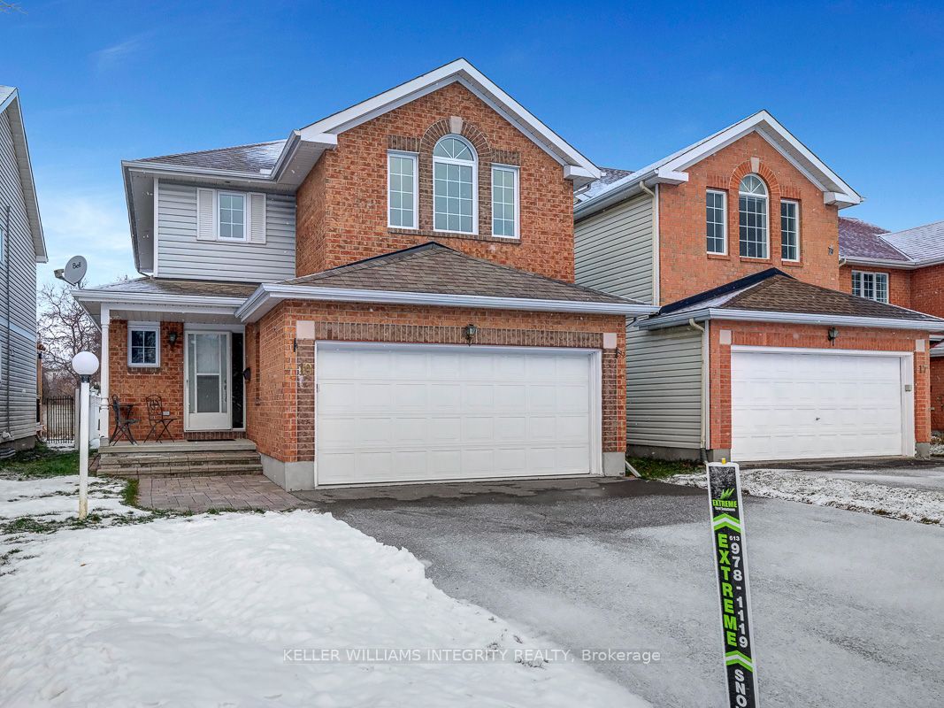 19 Armagh Way, Barrhaven, ON K2J 4C3