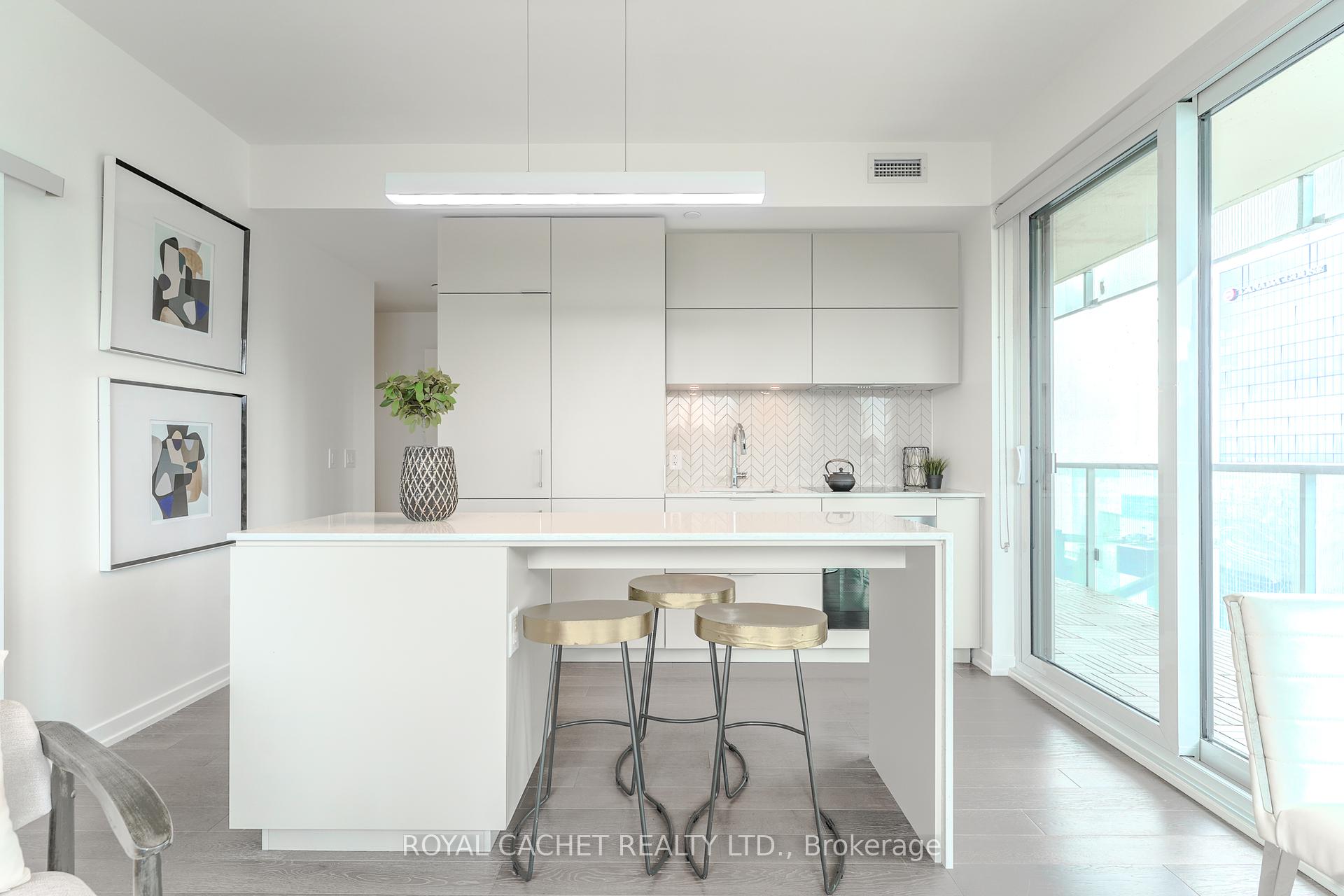 2 Bedrooms Condo at 15 Lower Jarvis, Toronto For sale