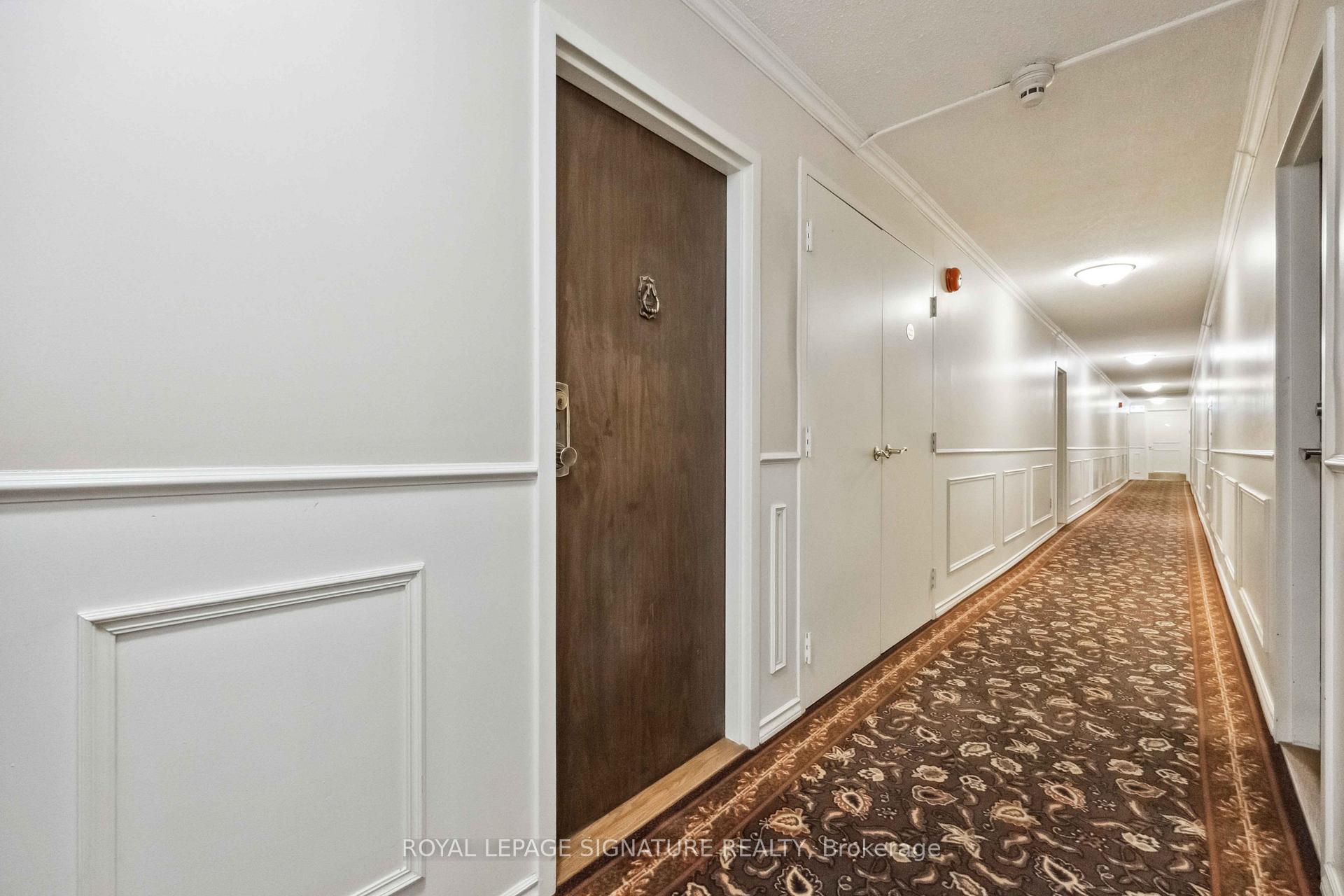 2 Bedrooms Condo at 212 St. George, Toronto For sale