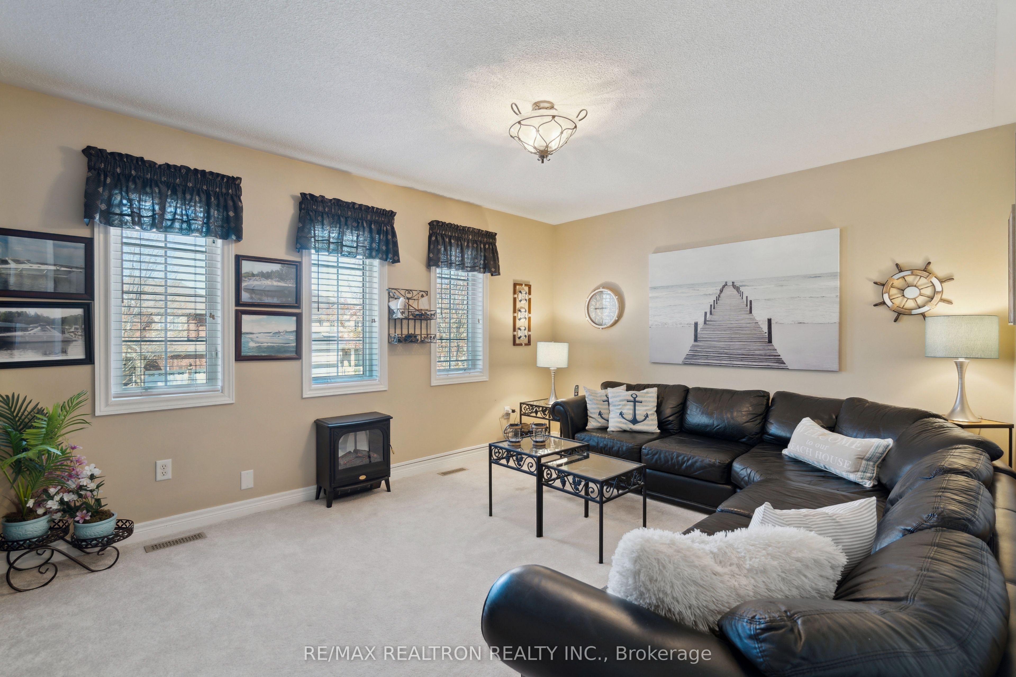 545 Pleasant Ridge Avenue