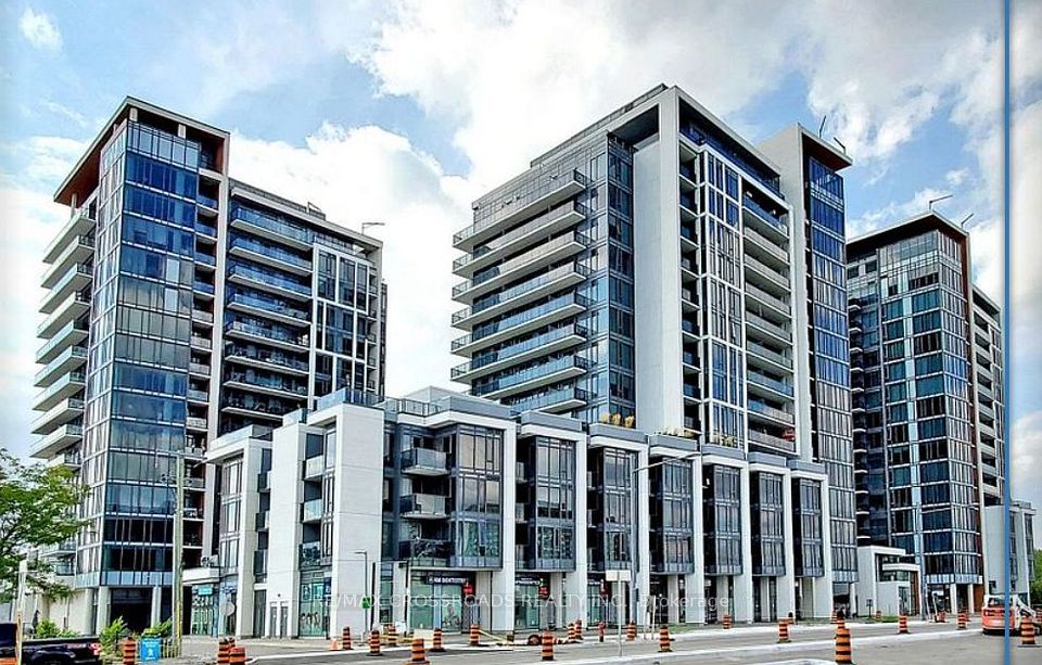 9618 Yonge
