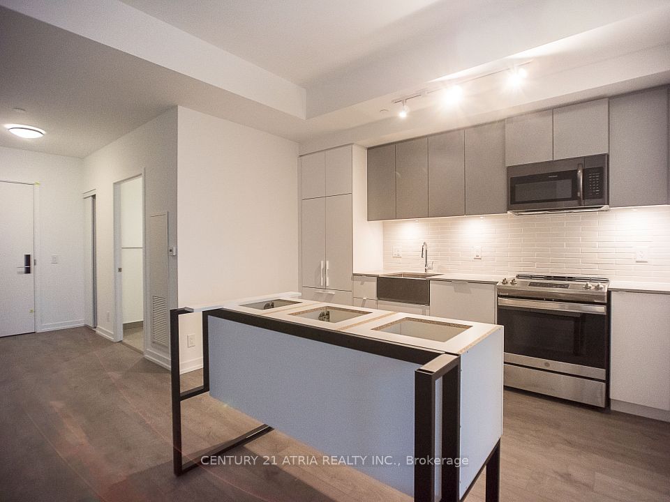 270 Dufferin