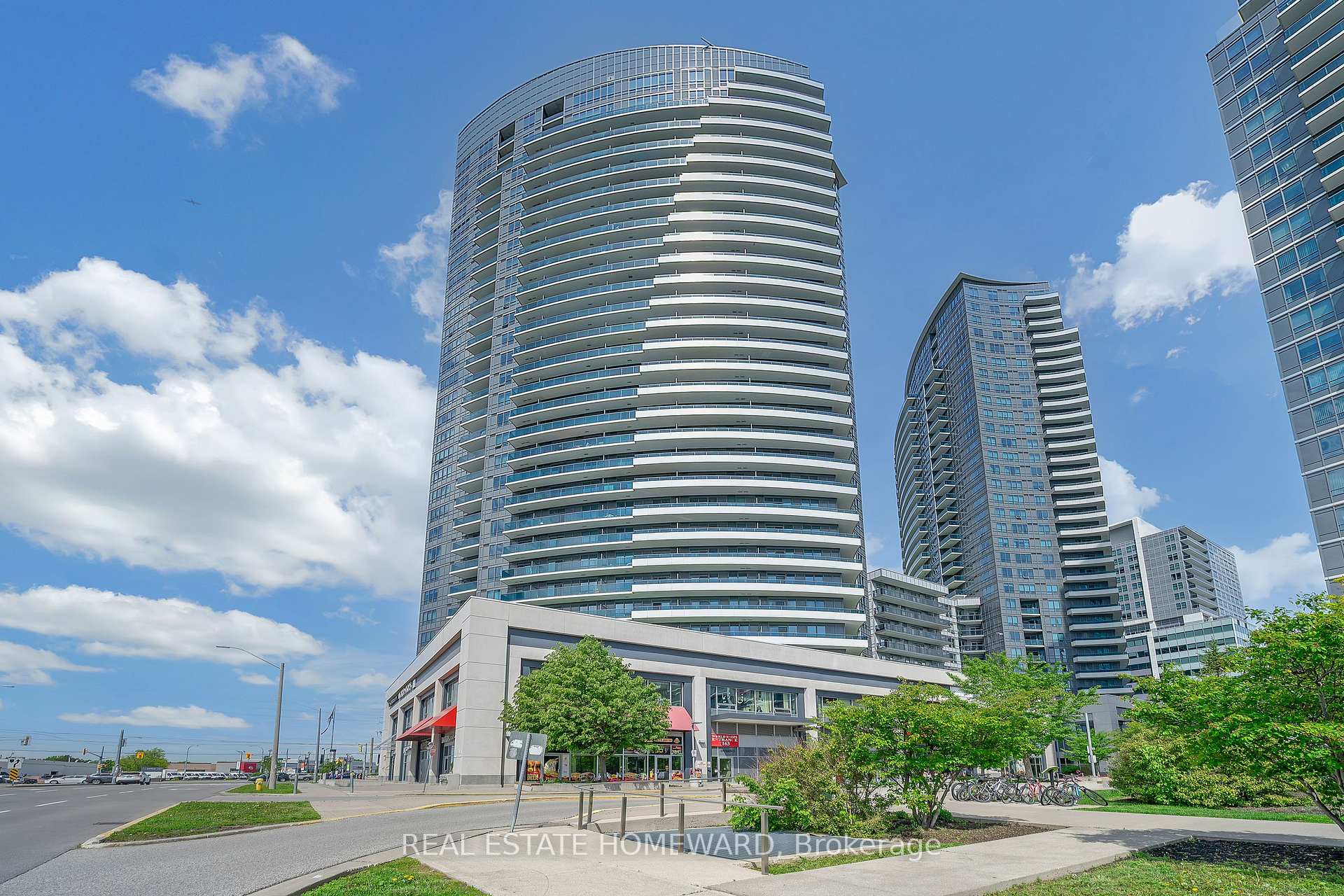 7161 Yonge Street 1525 Markham, Ontario Bright & Spacious 2 Bedroom 2 Bath Corner Unit, 835 Sq. Ft.+ 190 Sq.Ft Balcony. Enjoy Unobstructed Amazing South/West View. Fully Upgraded With Laminate Floors Throughout, 9' Ceiling, Open Concept Kitchen W/Granite Counter Top & Stainless Steel Appliances. Parking & Locker Included. Amazing Amenities - Indoor Pool, Sauna, Jacuzzi, Gym, Rooftop Garden, Lots of Visitor Parking, Guest Suites, 24/7 Concierge. In-Door Access To Shopping Mall/Supermarket/Medical Offices/Retail Stores/Salons/Cafe & Much More. Steps To TTC & Viva. Minutes to Highways.