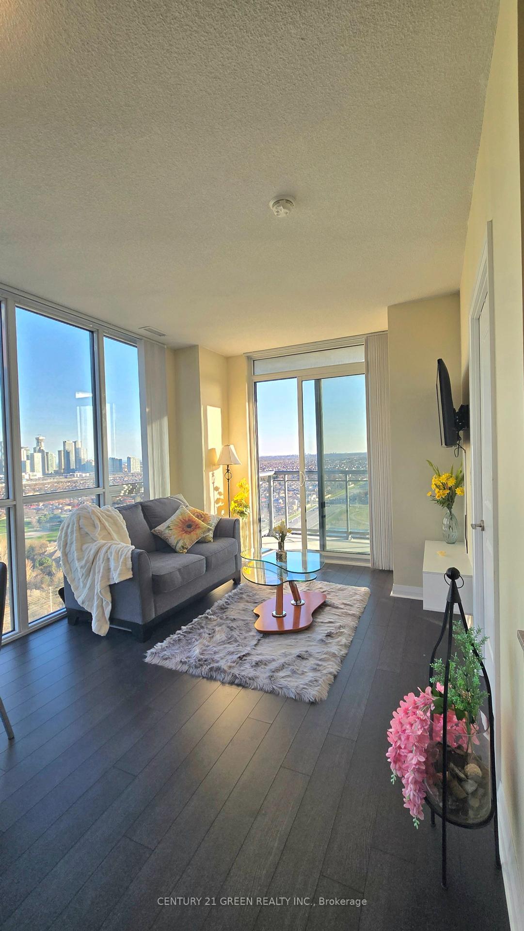 3 Bedrooms Condo at 5025 Four Springs, Mississauga For sale