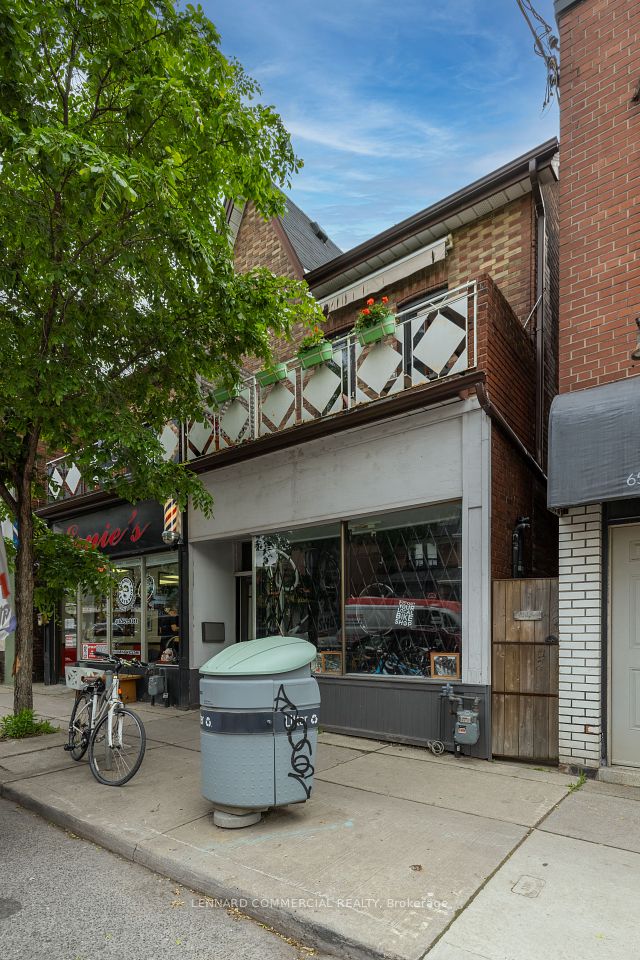 1157 Davenport