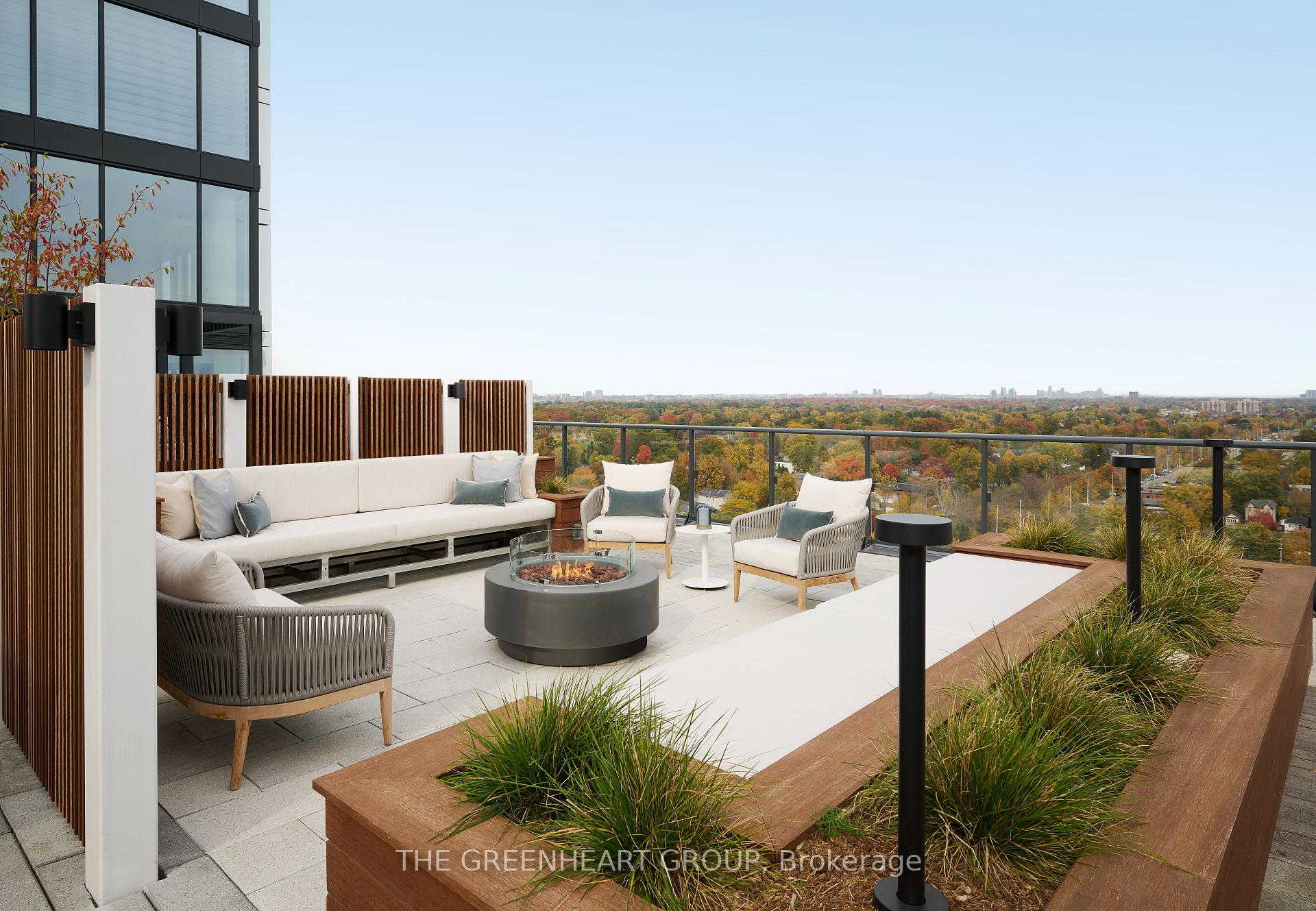 1 Bedroom Condo at 28 Ann,  Mississauga For sale