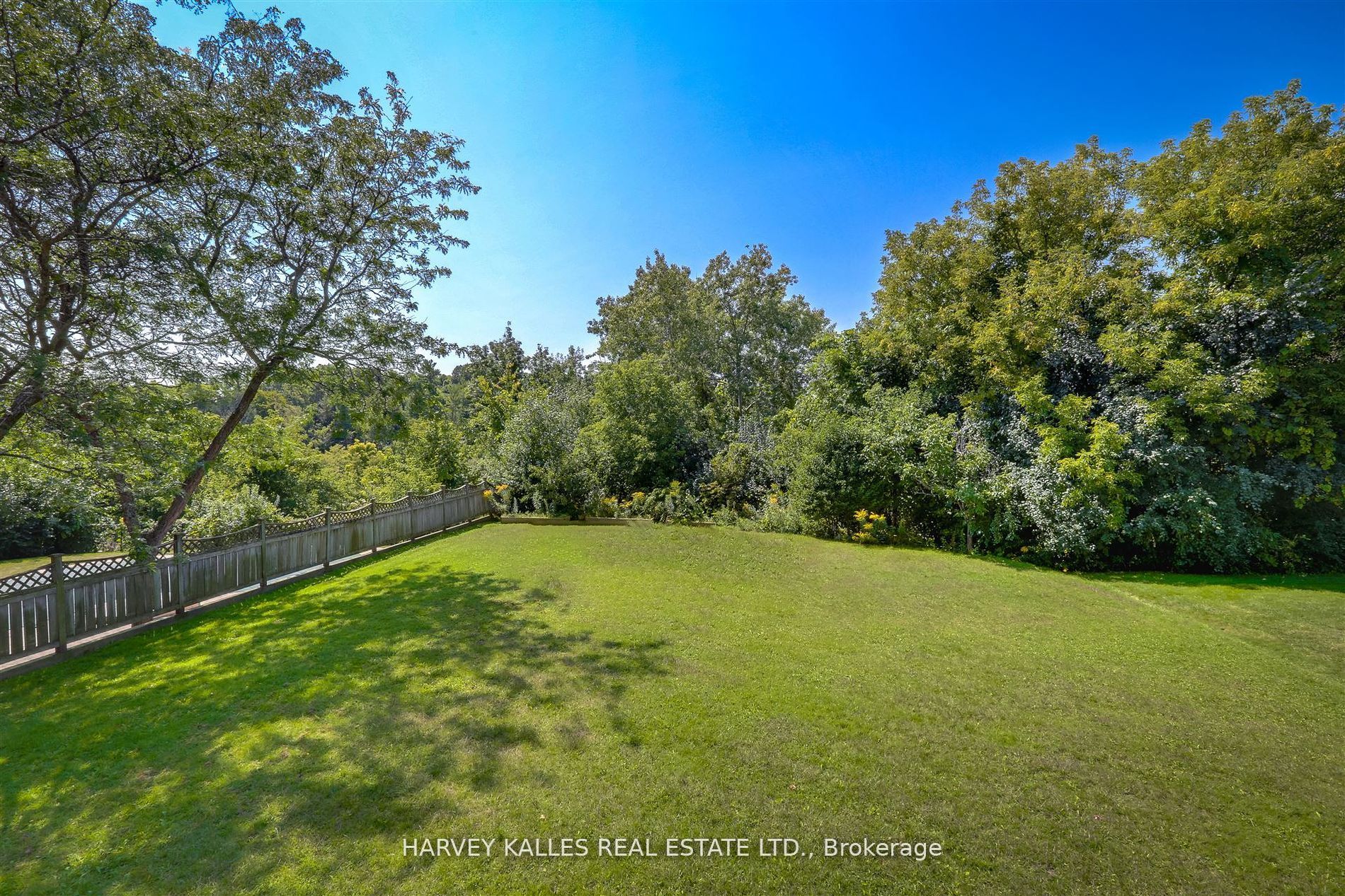 62 Prince Edward Boulevard