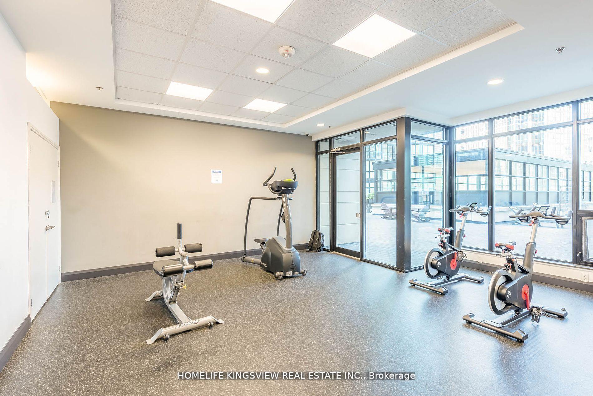 3 Bedrooms Condo at 2910 Highway 7,  Vaughan For sale