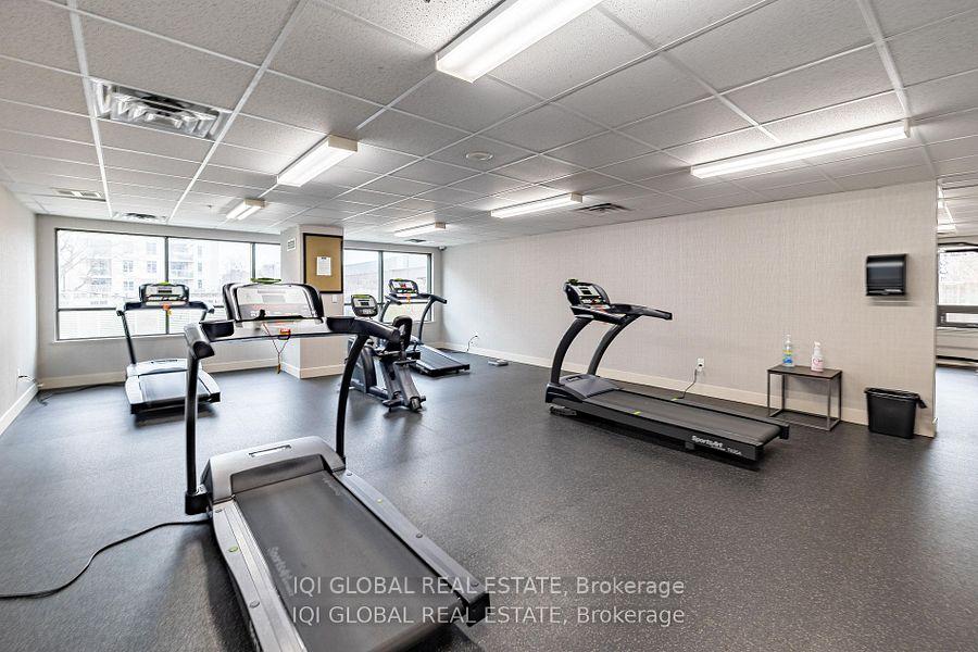 2 Bedrooms Condo at 1420 Dupont, Toronto For sale