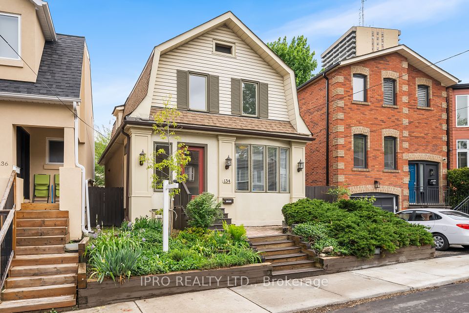 134 Helendale Avenue, Toronto, ON M4R 1C7