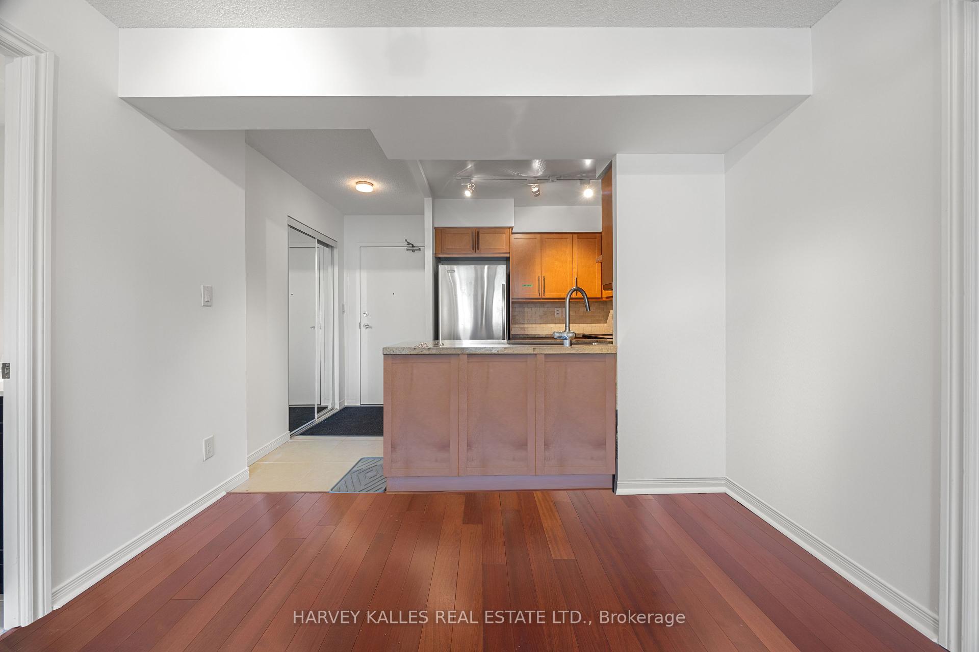 260 Merton Street 601