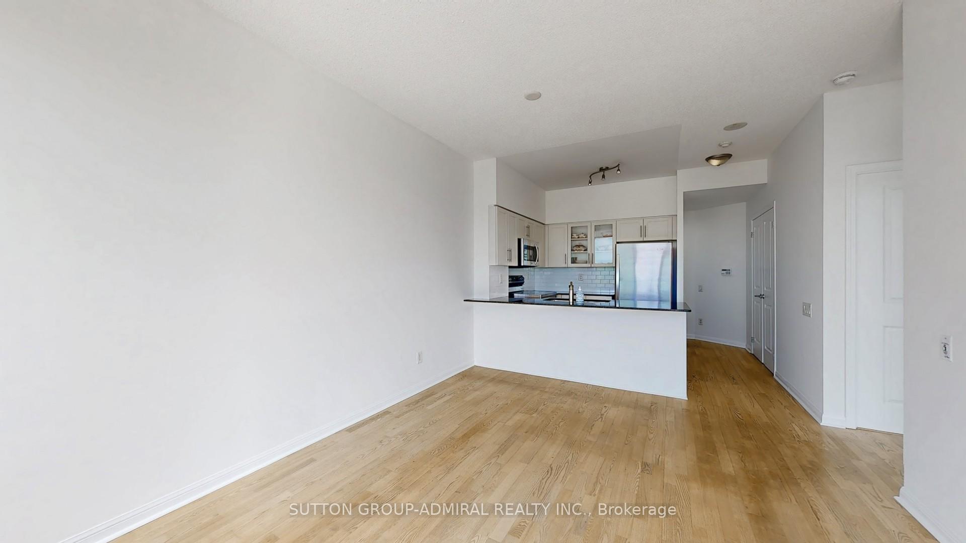 1 Bedroom Condo at 15 Windermere, Toronto For sale