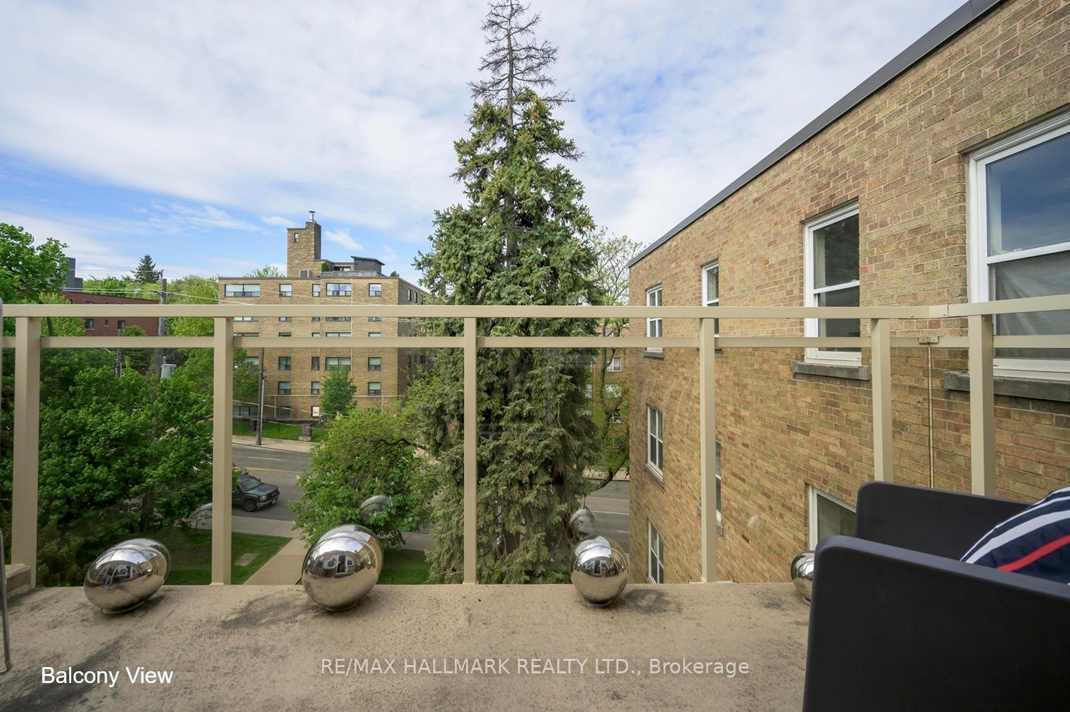 2 Bedrooms Co-op at 2603 Bathurst, Toronto For sale