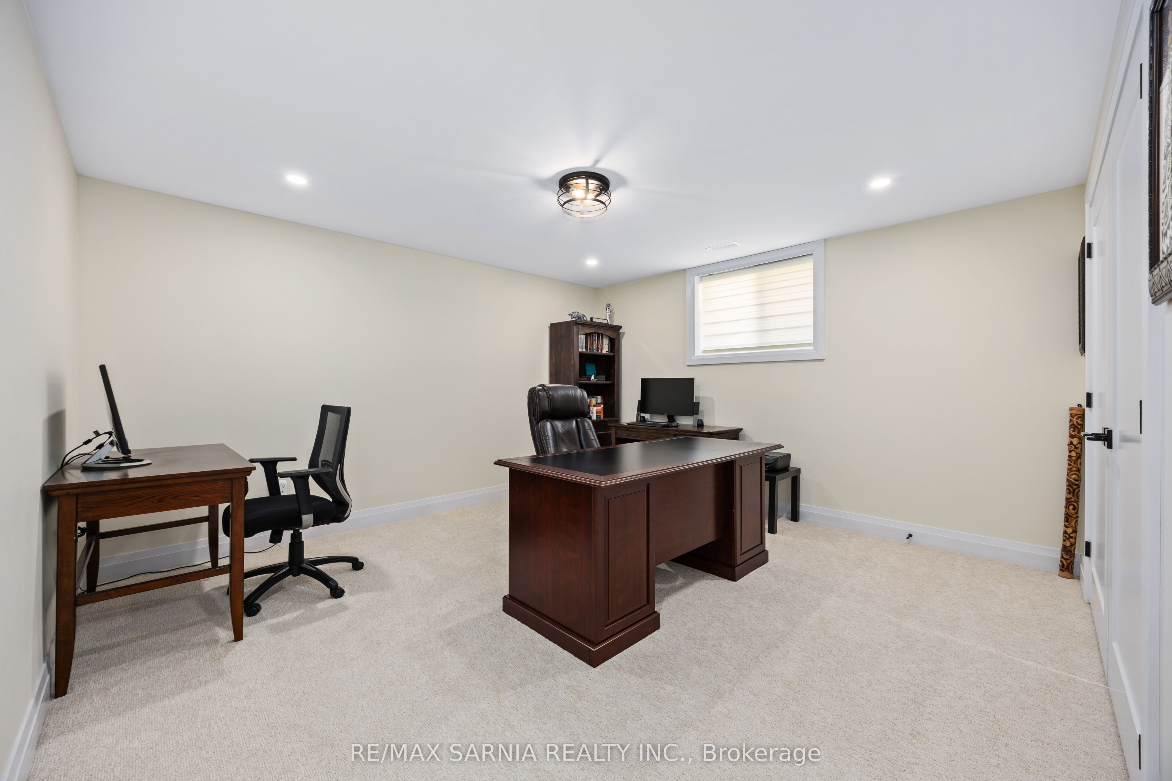 3575 Mia Lane, Plympton-Wyoming Plympton Wyoming