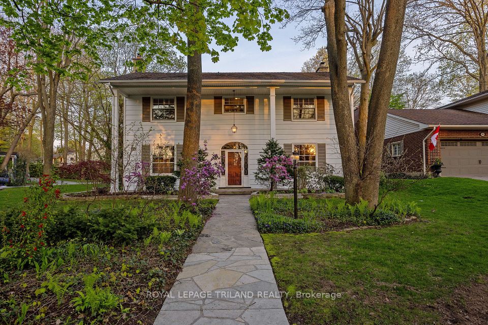 217 Hunt Club Drive, London North, ON N6H 3Y8