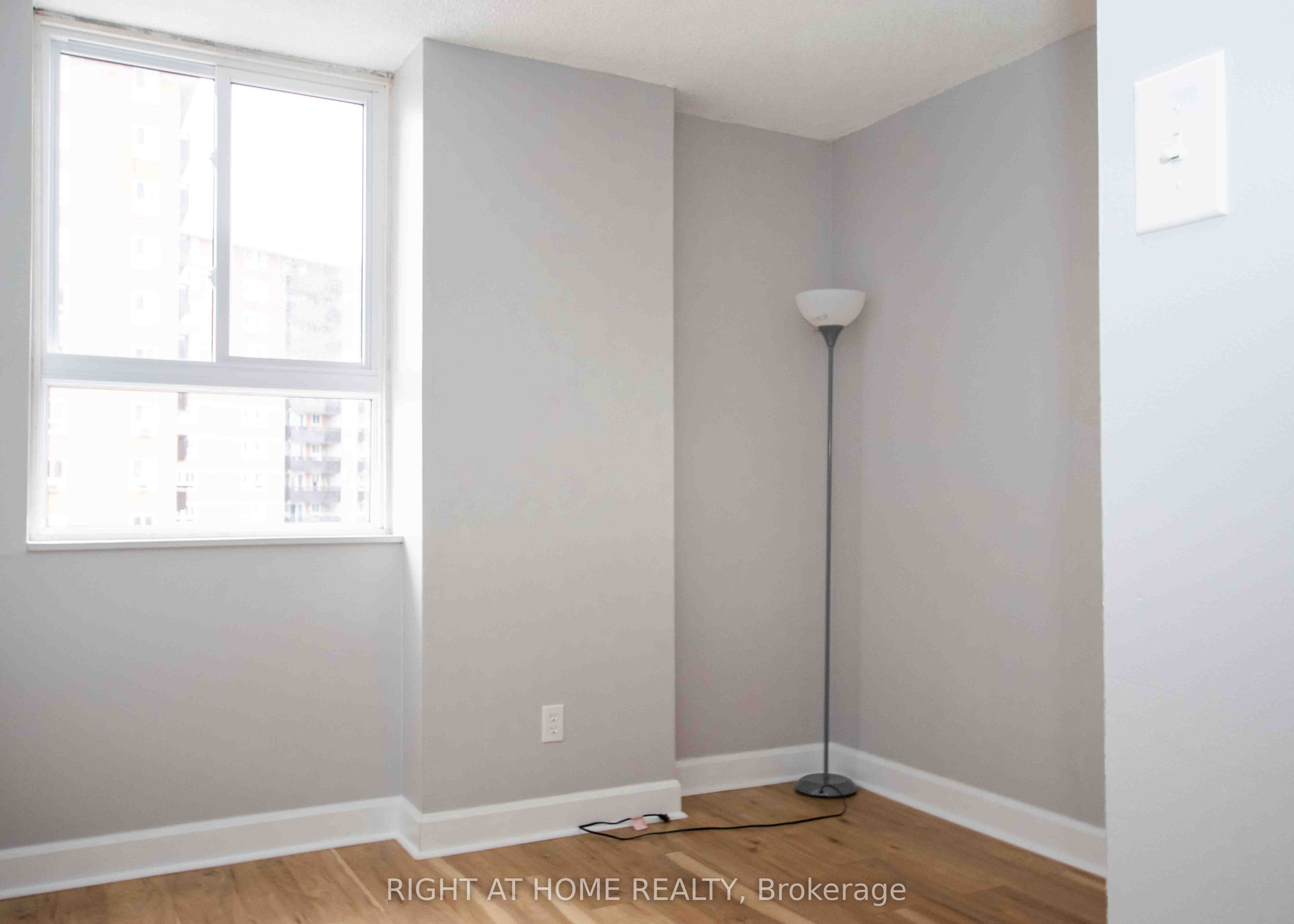 2020 JASMINE Crescent, #704