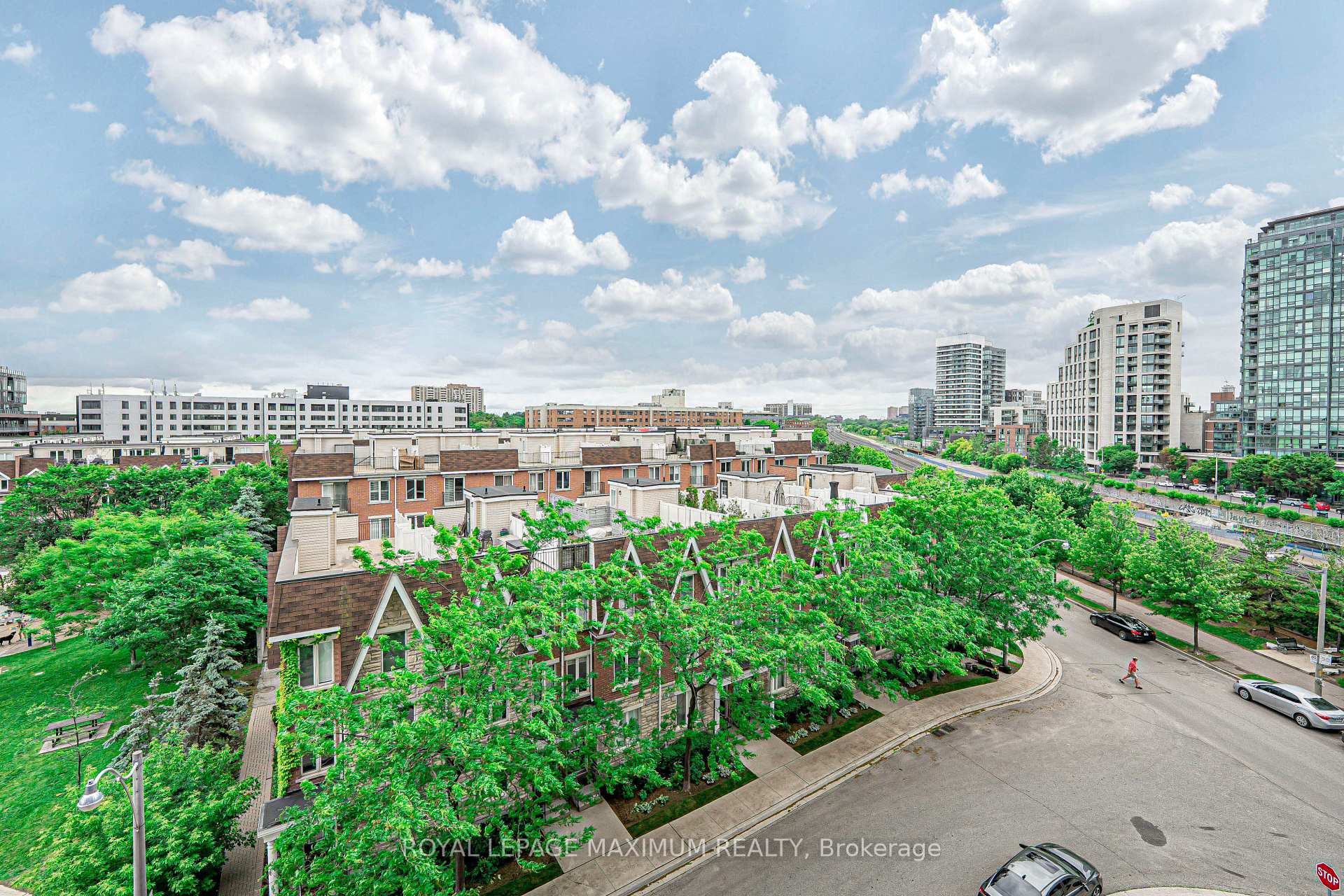 1 Bedroom Condo at 38 Joe Shuster, Toronto For sale