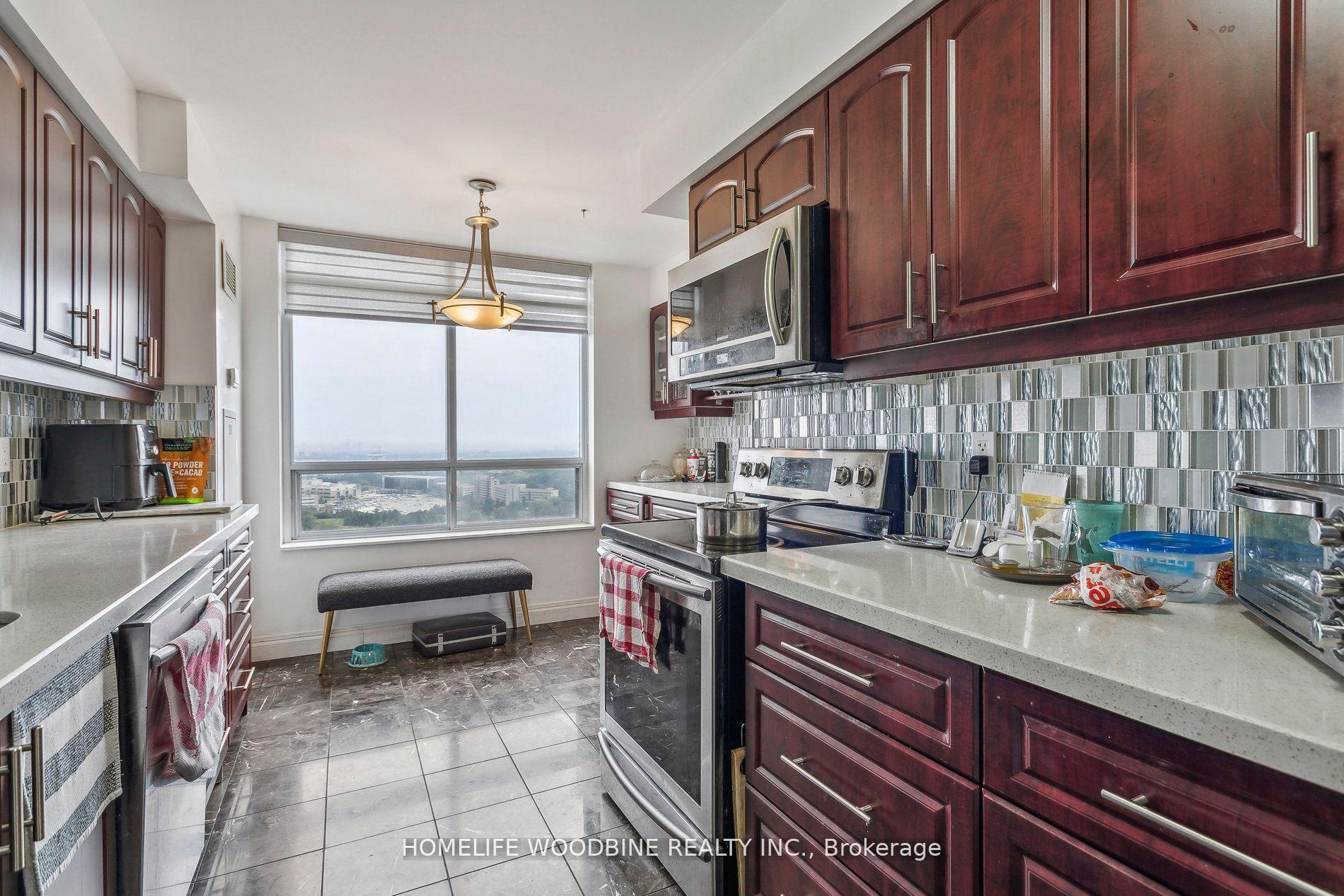 4 Bedrooms Condo at 700 Humberwood,  Toronto For sale