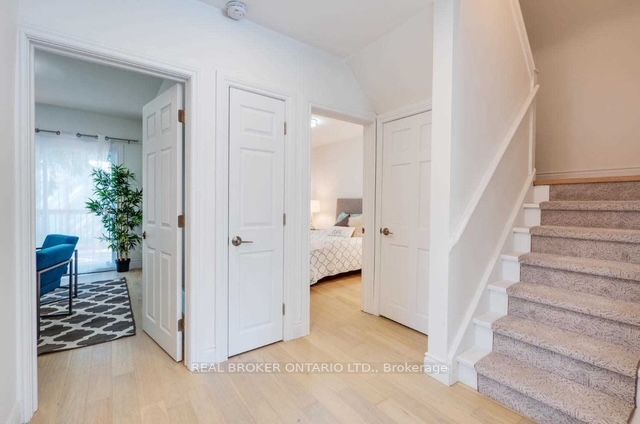 45 Vernon Road E, #Upper Level Only