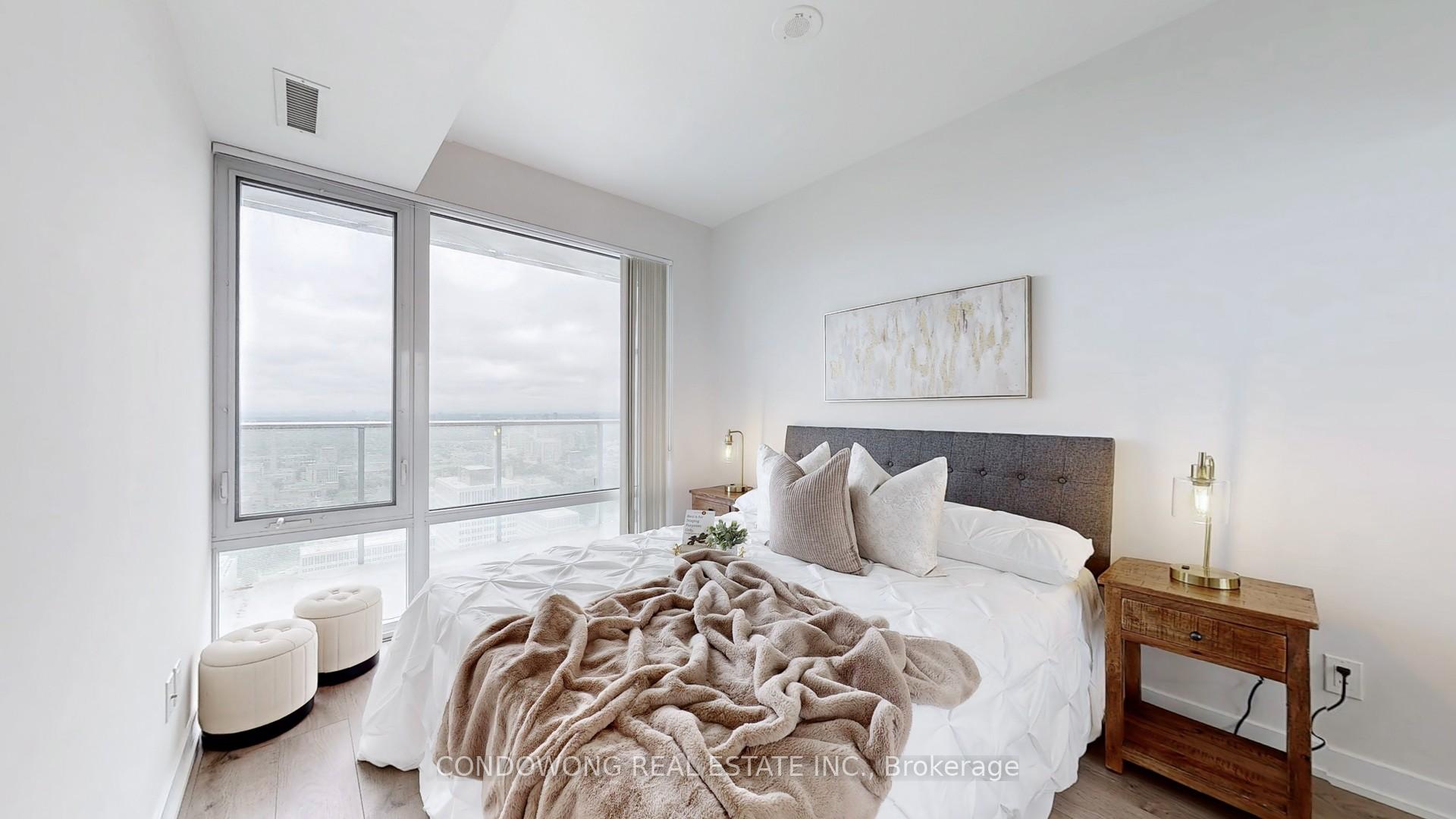 2 Bedrooms Condo at 501 Yonge, Toronto For sale