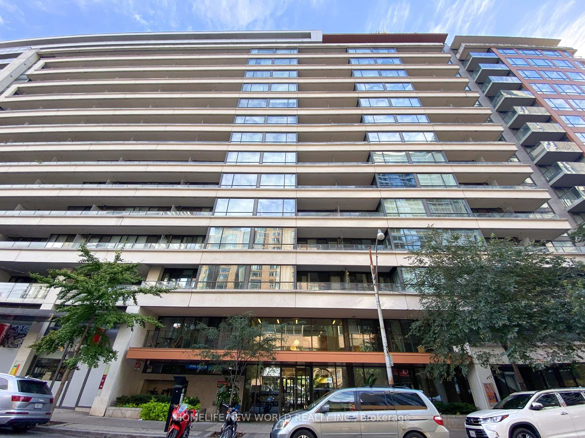 1 Bedroom Condo at 111 Elizabeth, Toronto For sale