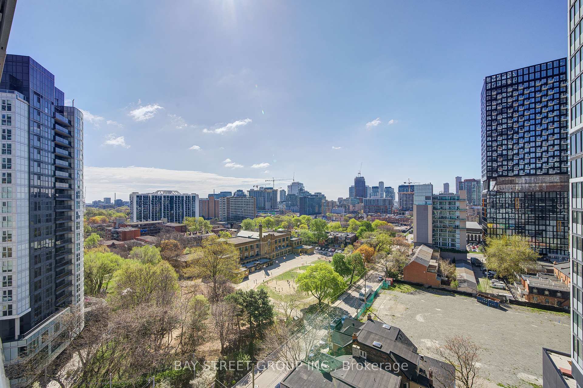 2 Bedrooms Condo at 251 Jarvis, Toronto For sale