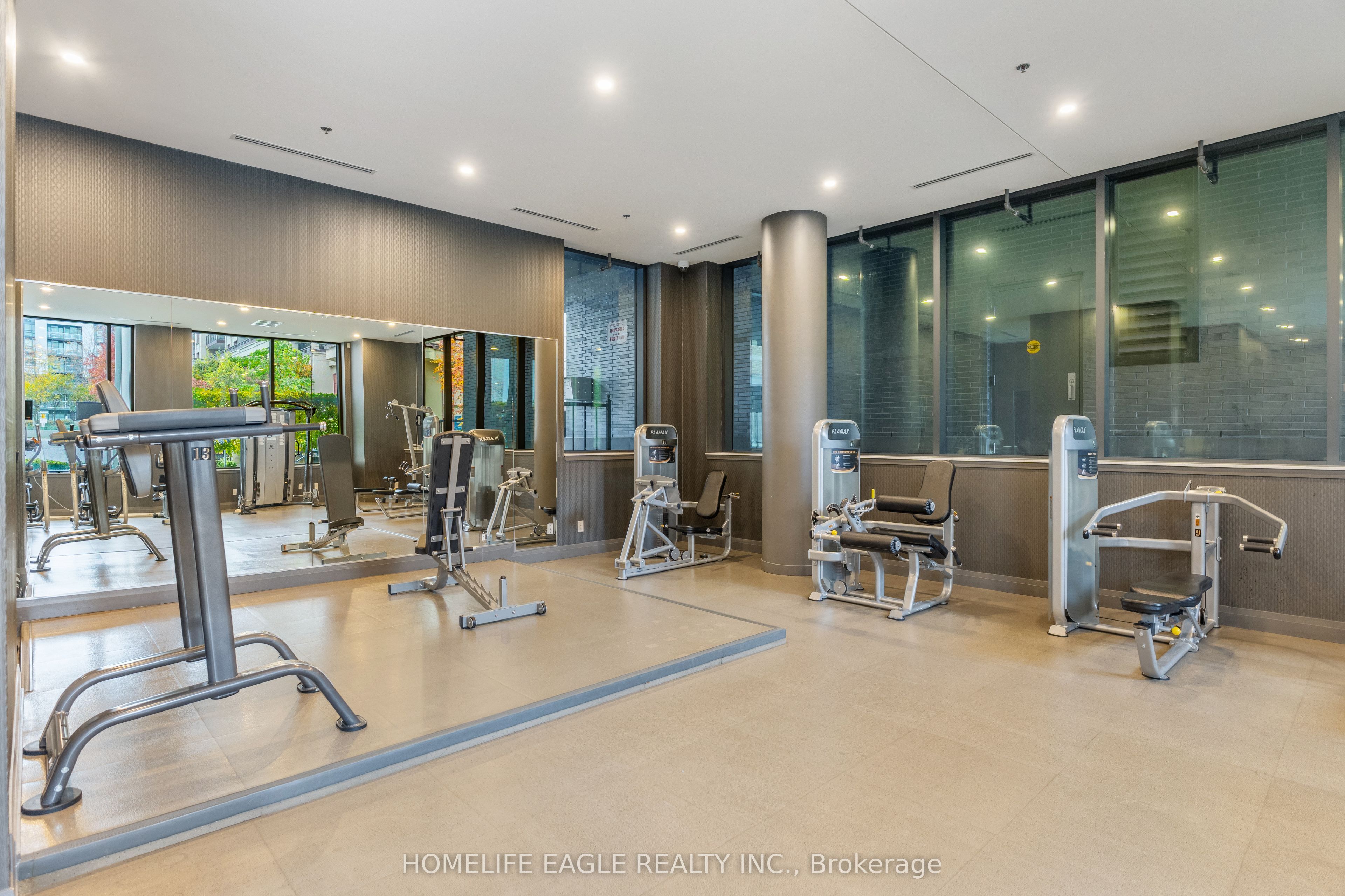 18 Rean Drive, #222