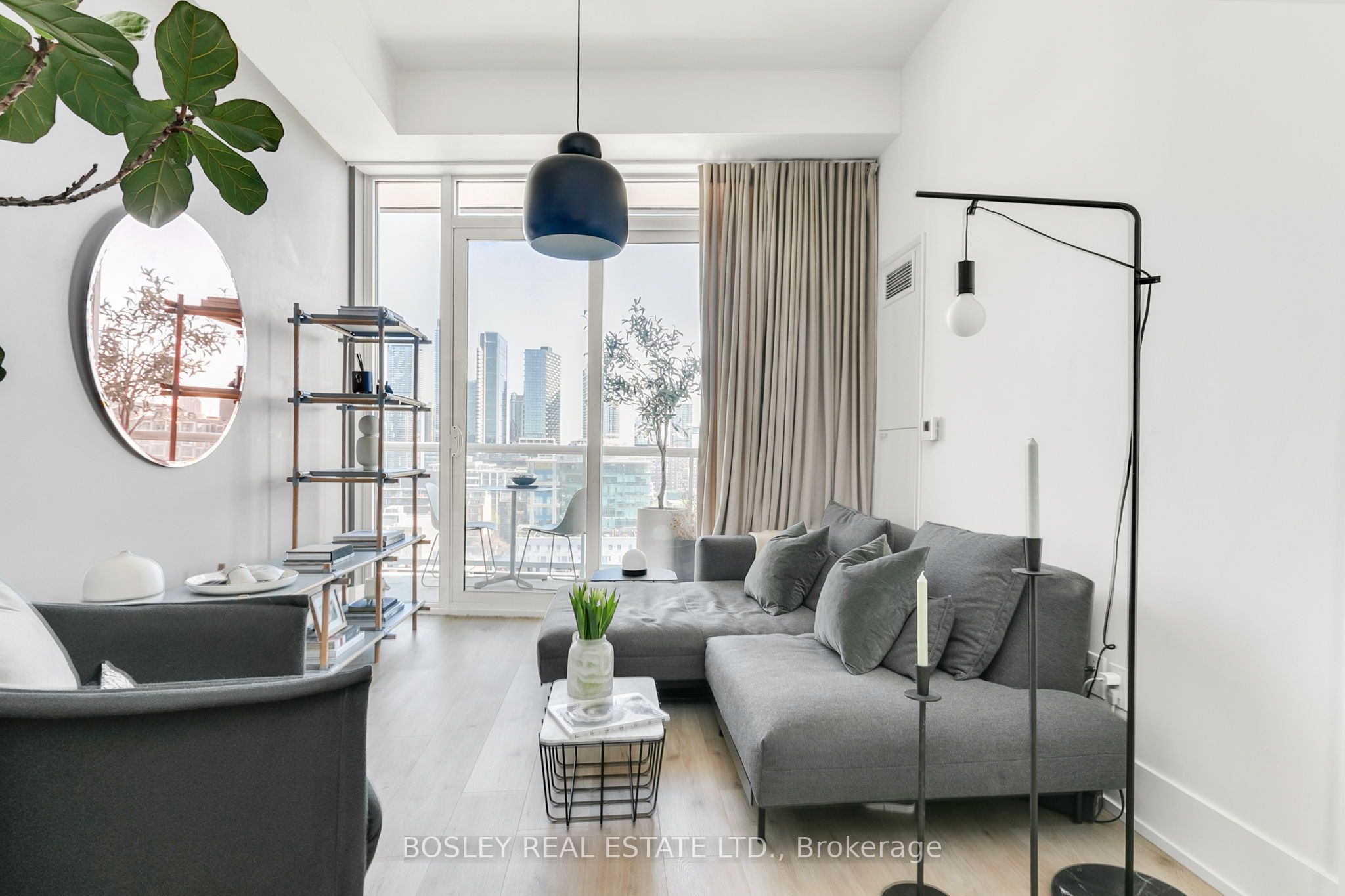 80 Vanauley Street, #PH16