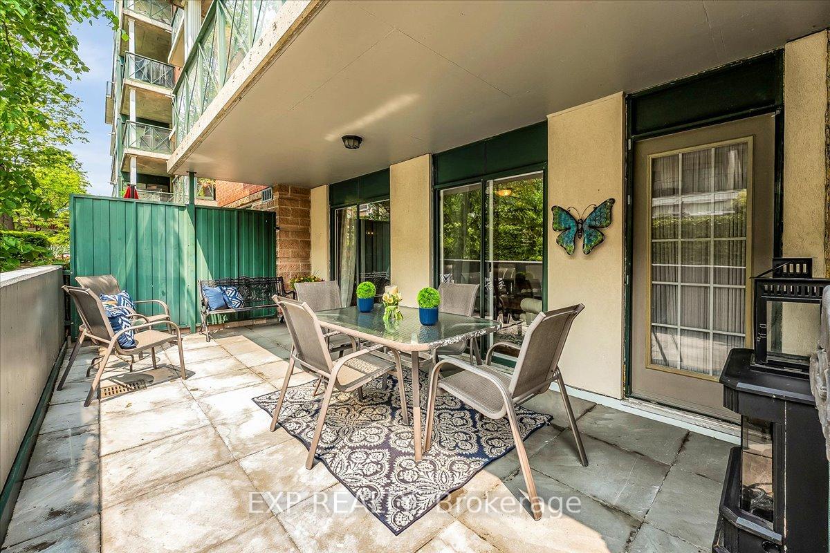 1 Bedroom Condo at 141 Woodbridge, Vaughan For sale